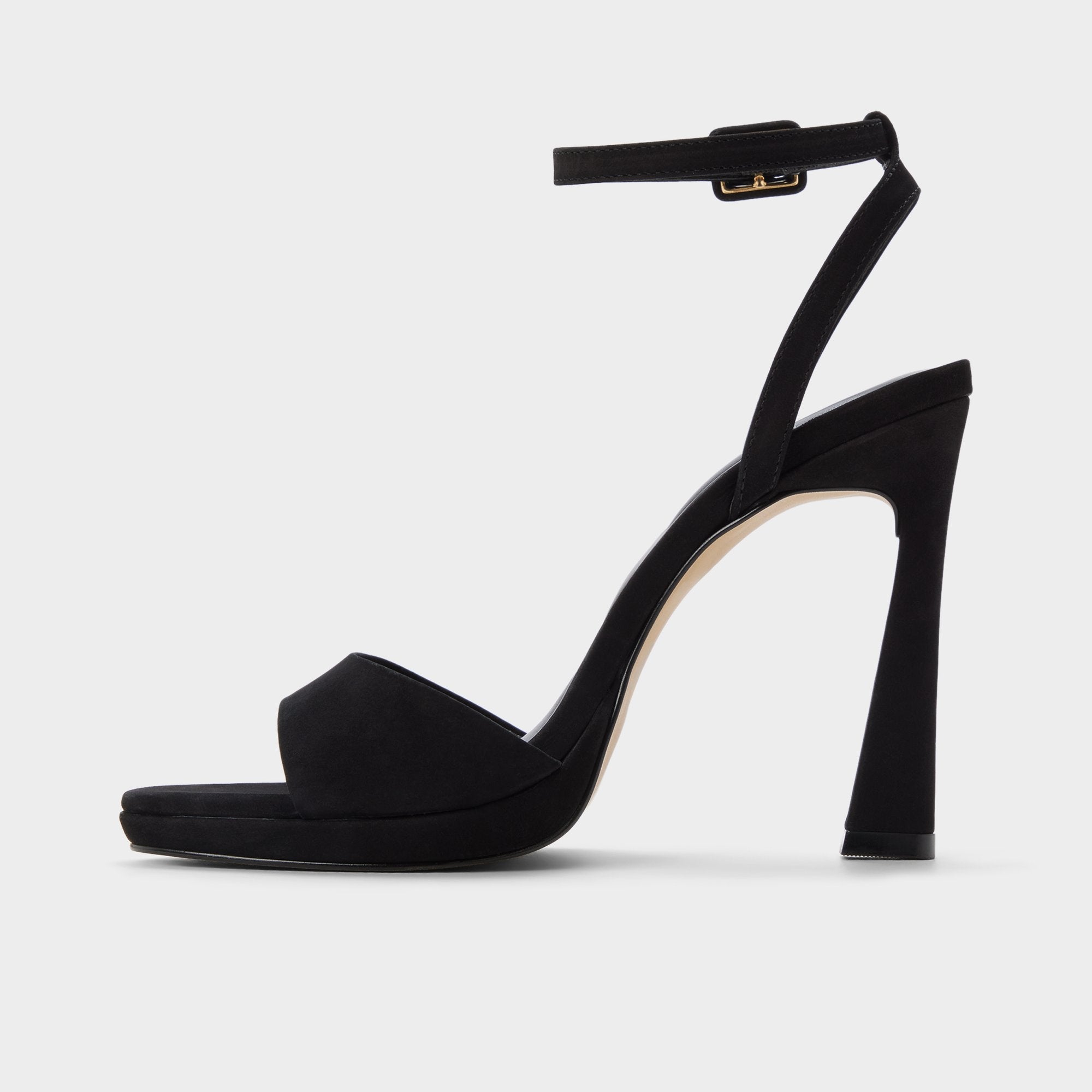 Ivette in Black - Heeled sandal Platform