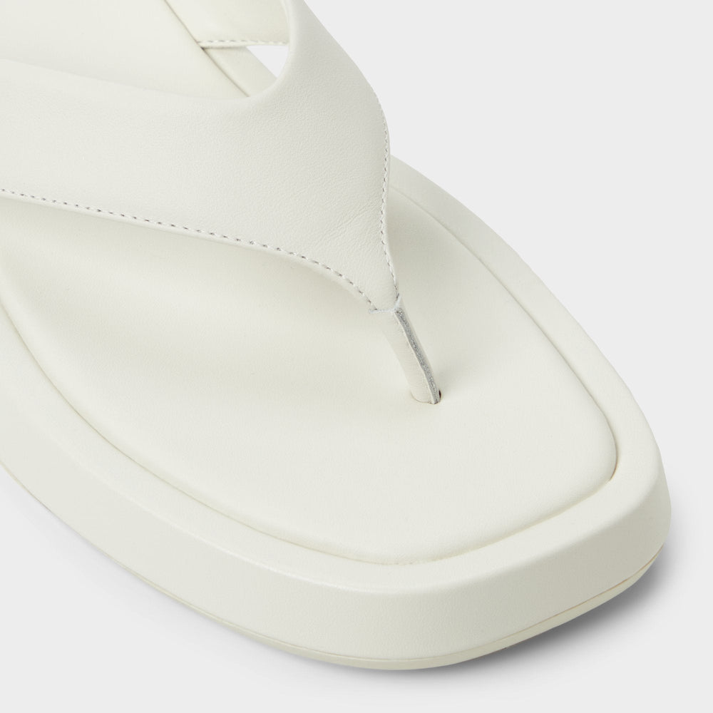 Flatform Grettle White/Bone Women's Flats - Flip flop