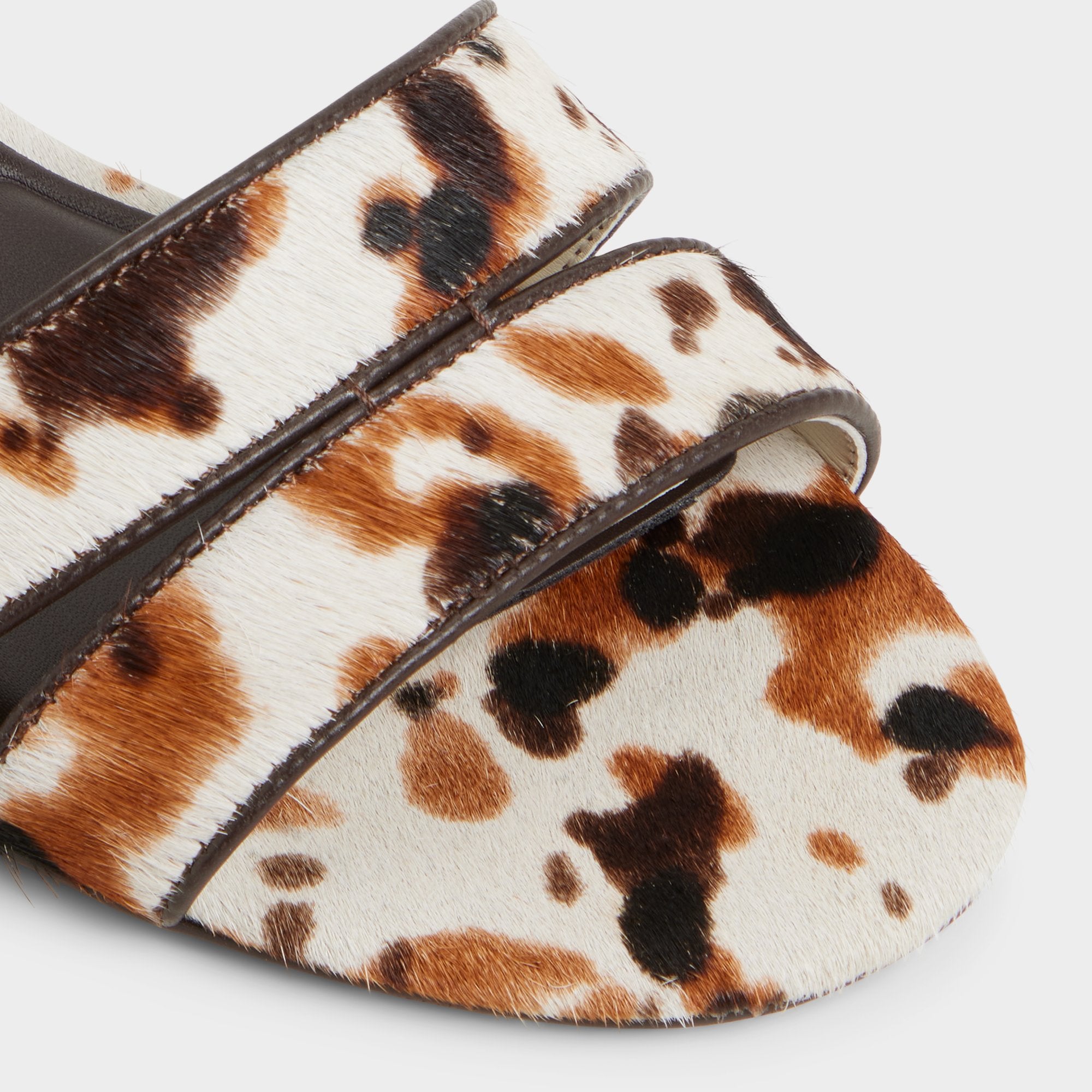 Scarletta White/Black Women's Heeled mules - Heeled mule Kitten heel