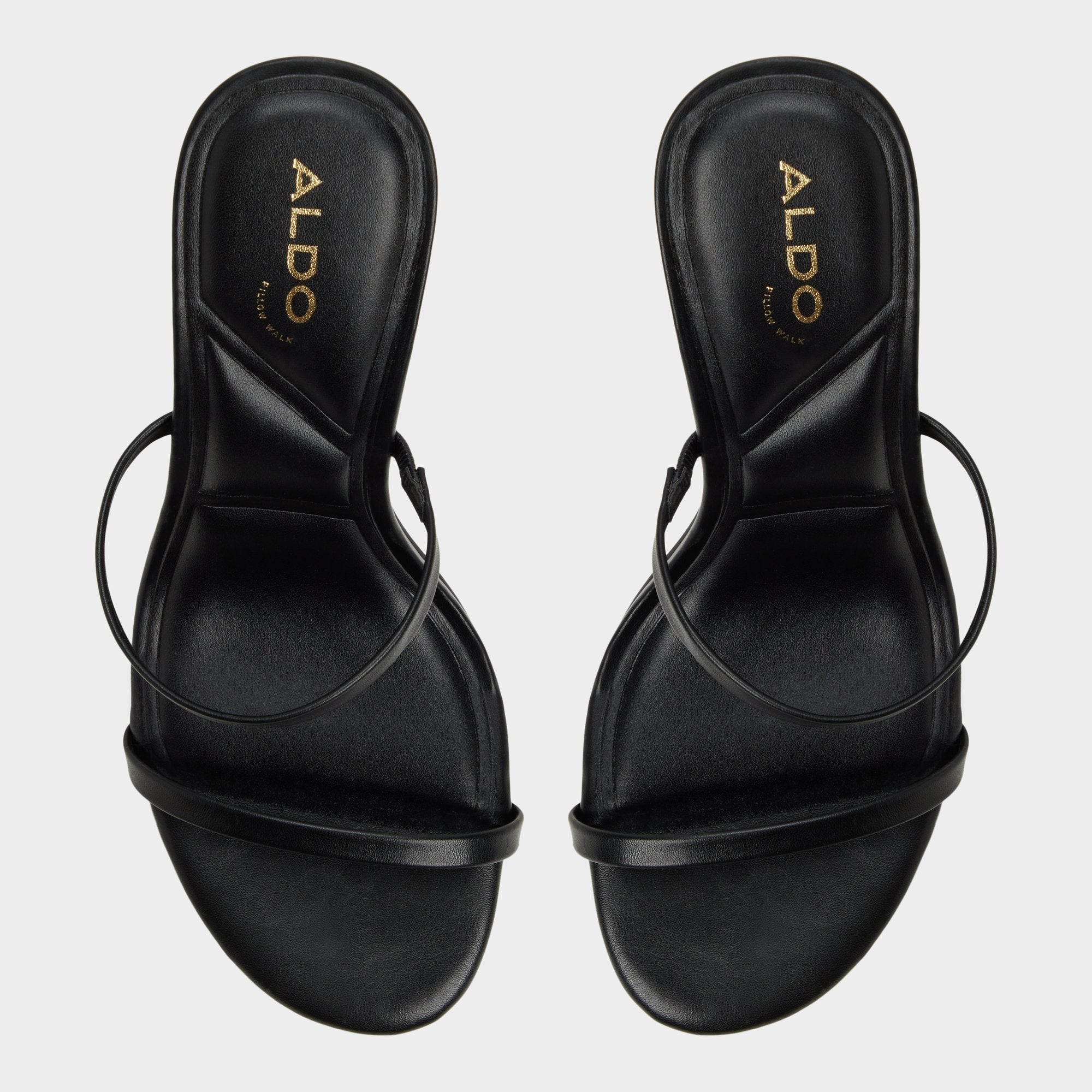 Avelinda in Black - Heeled mule