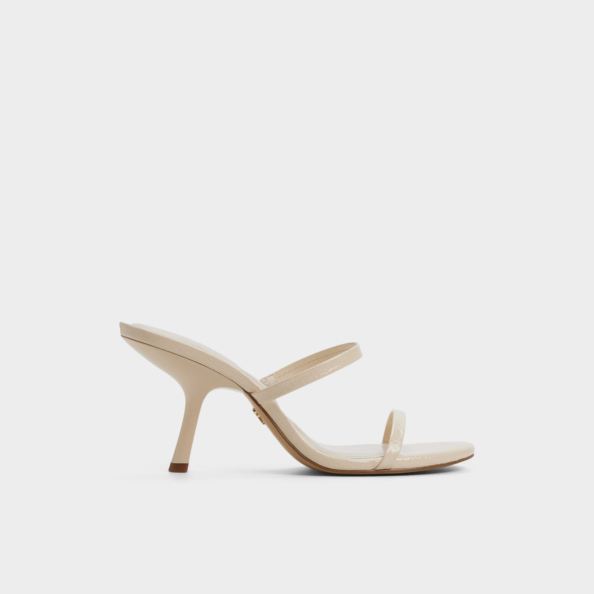 Avelinda in Cream - Heeled mule
