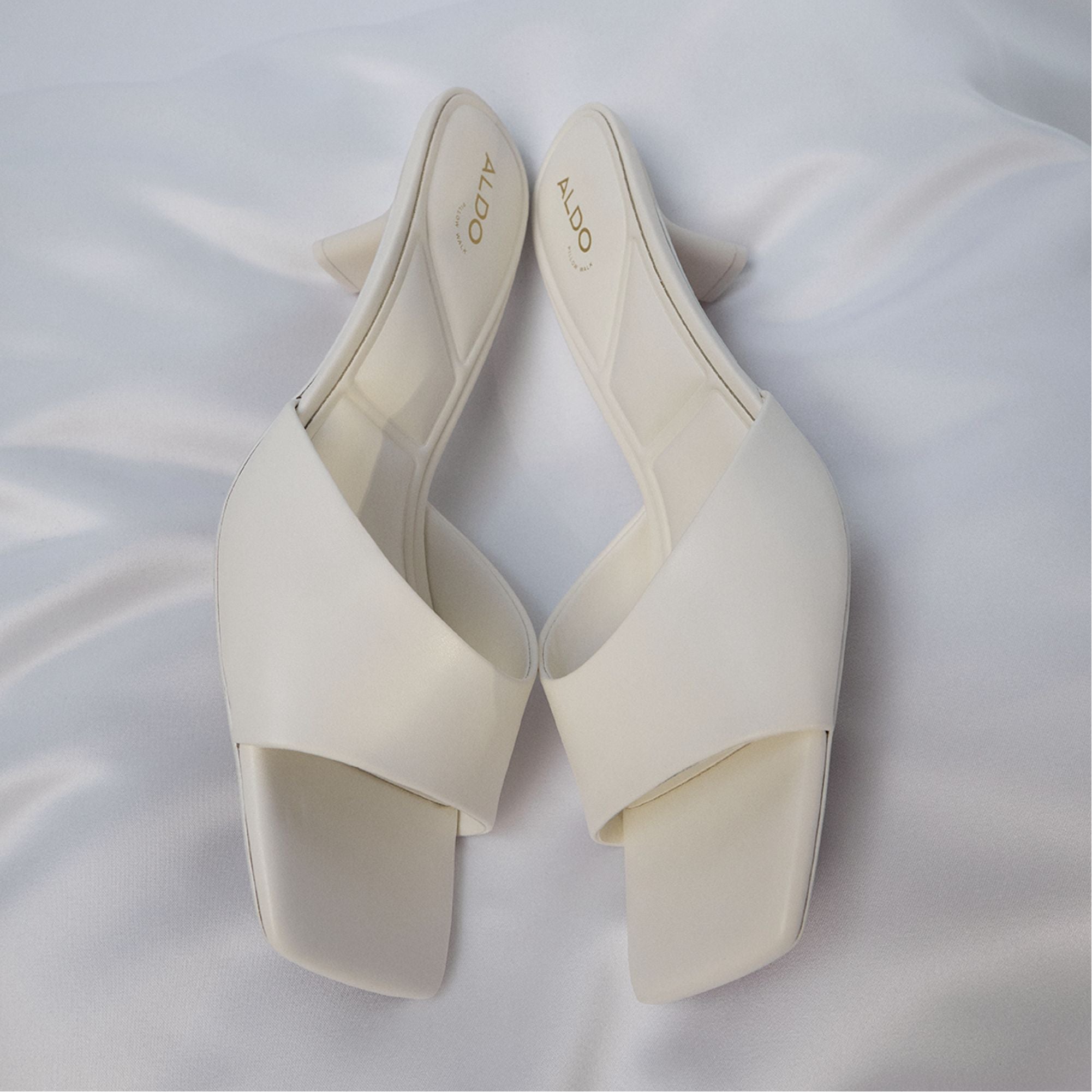 Kitten heel Enchanting White Women's Heeled mules - Heeled mule