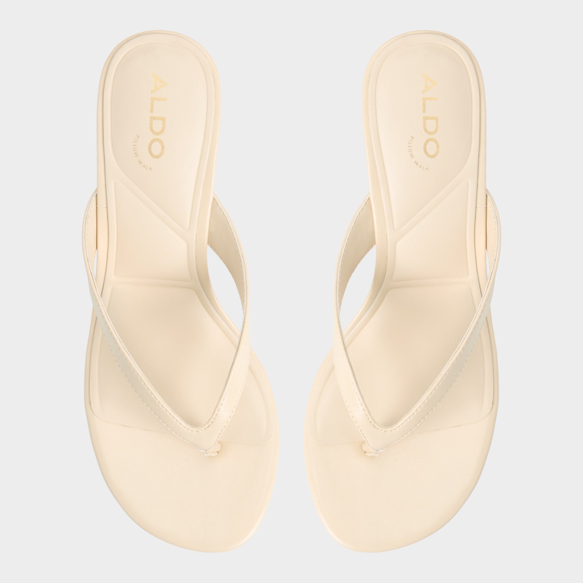 Kitten heel Jump in Cream - Heeled flip flop