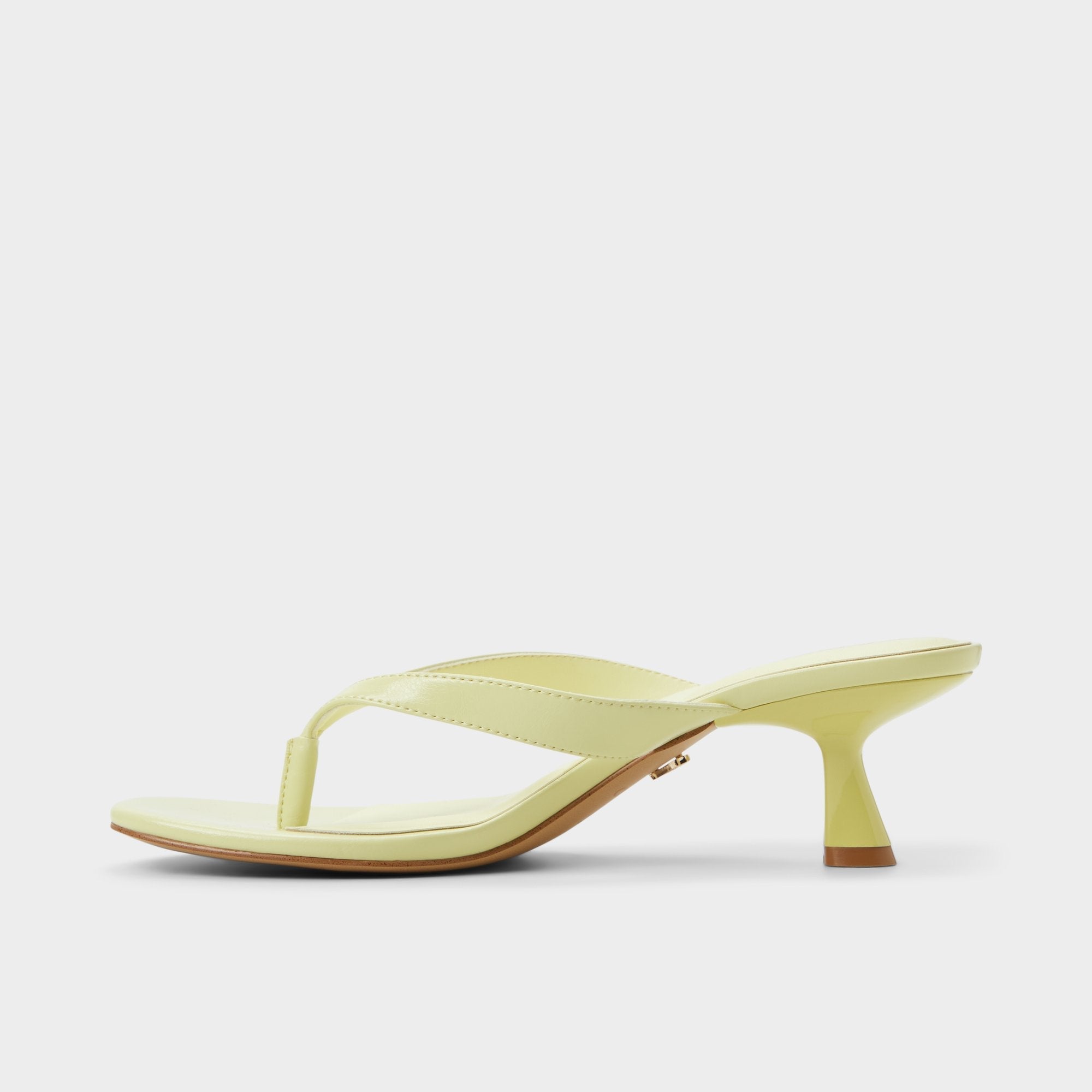 Jump Other Yellow Women's Strappy sandals - Heeled flip flop Kitten heel