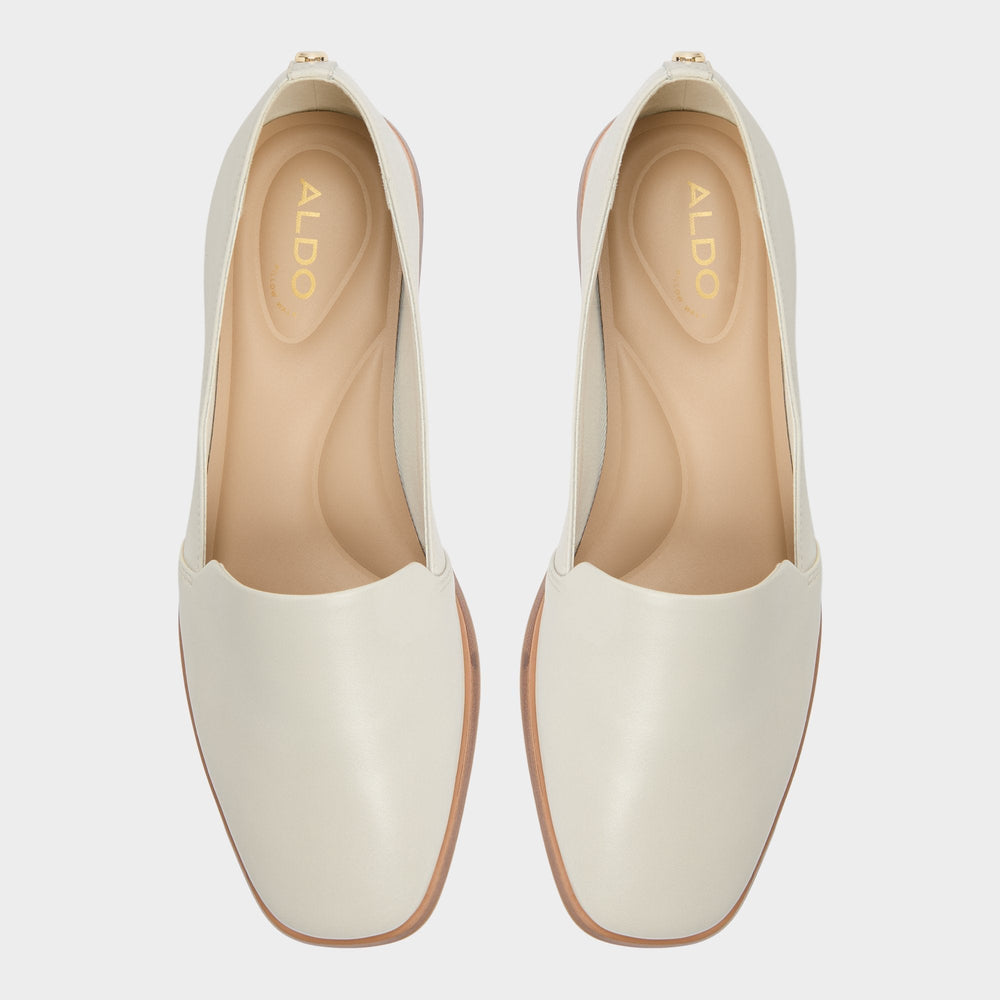 Caraelia White/Bone Women's Loafers & Oxfords - Loafer