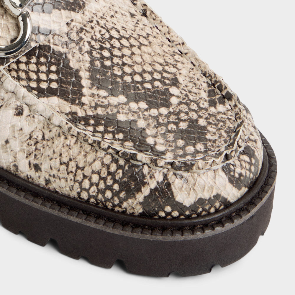 Danrose in Open Brown - Loafer Lug sole