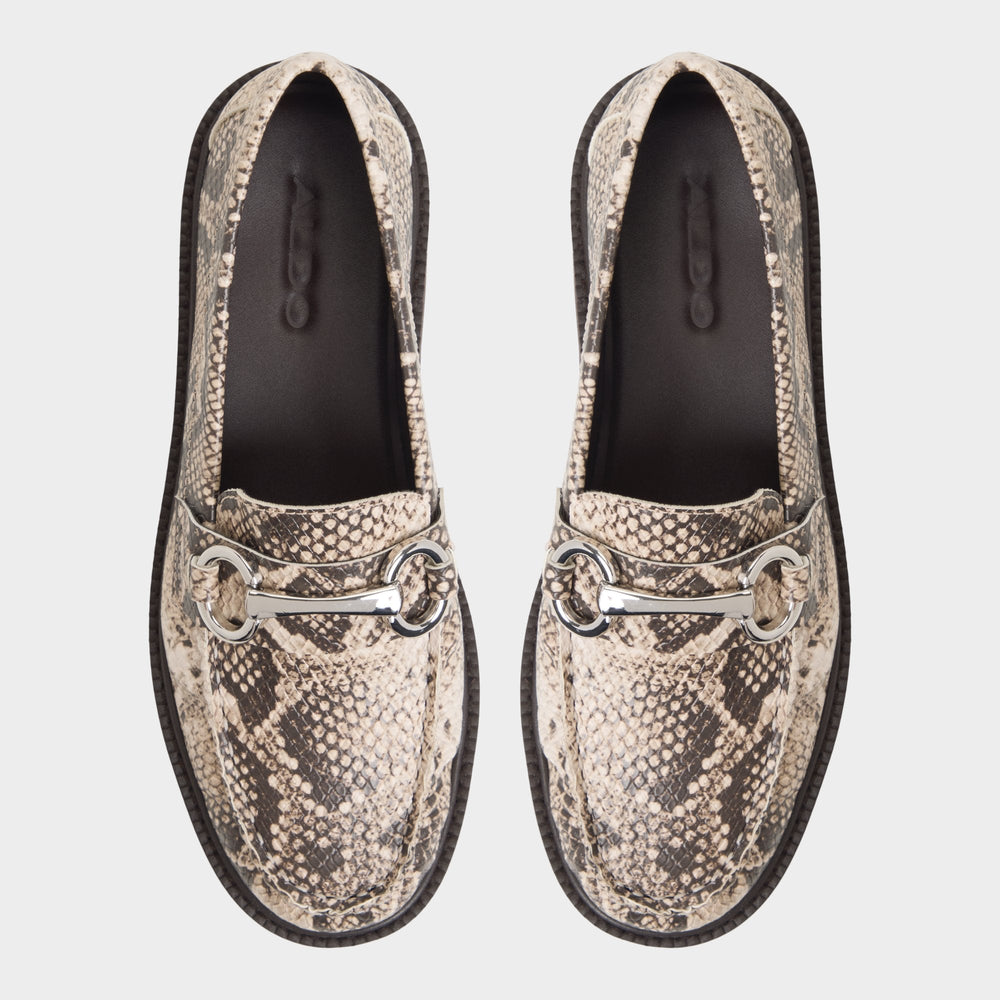 Danrose in Open Brown - Loafer Lug sole