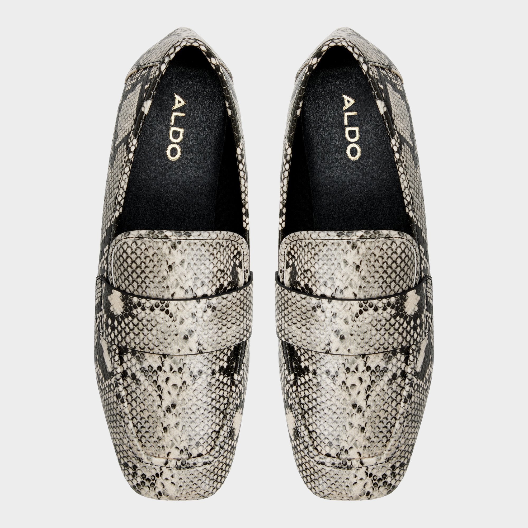 Bellamyy Black/White Women's Loafers & Oxfords - Loafer