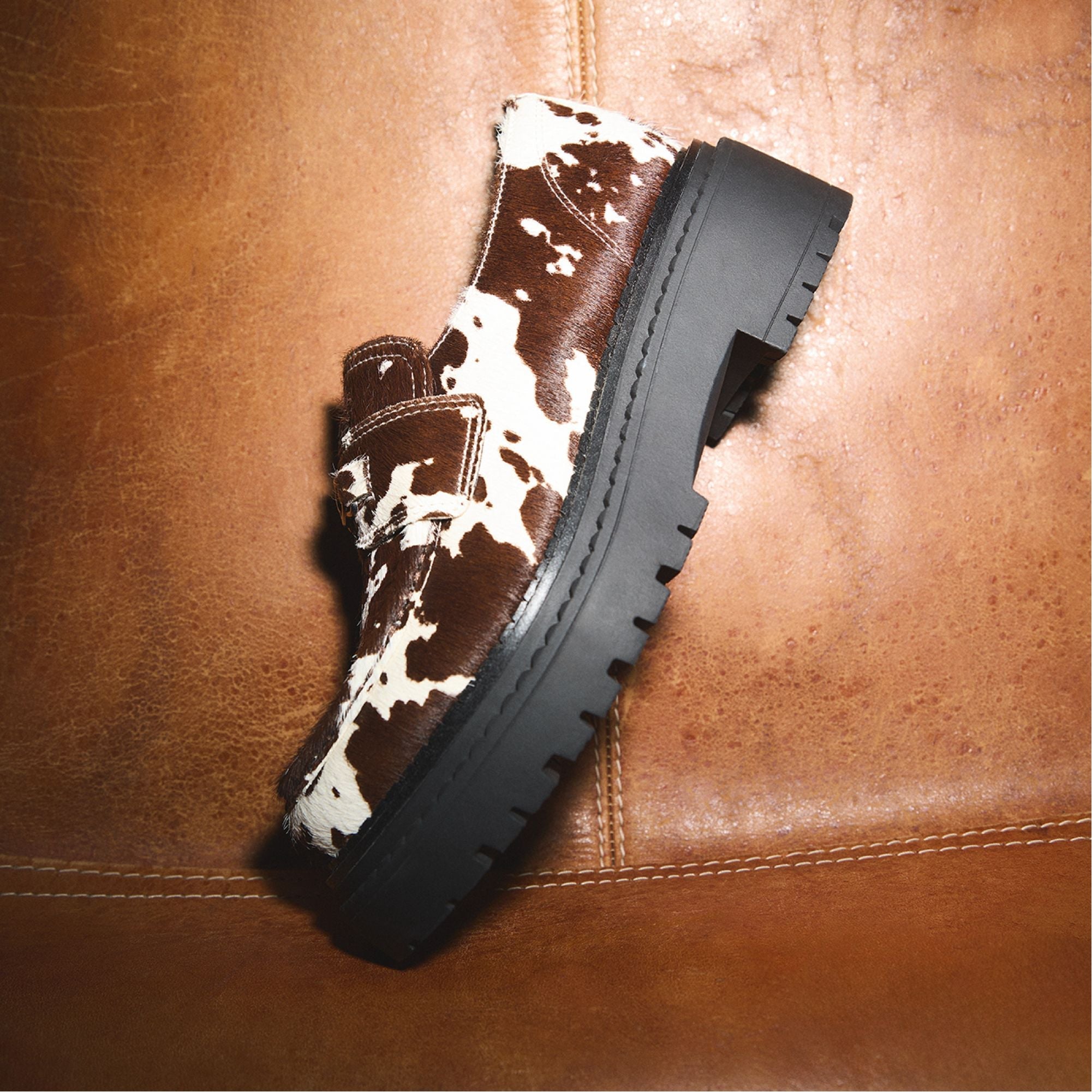 Lug sole Miravelle in Open Brown - Loafer