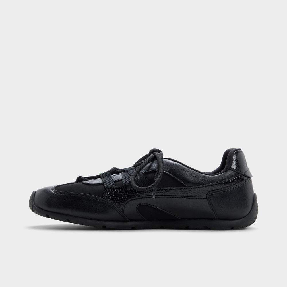 Prima in Black 14343897 -