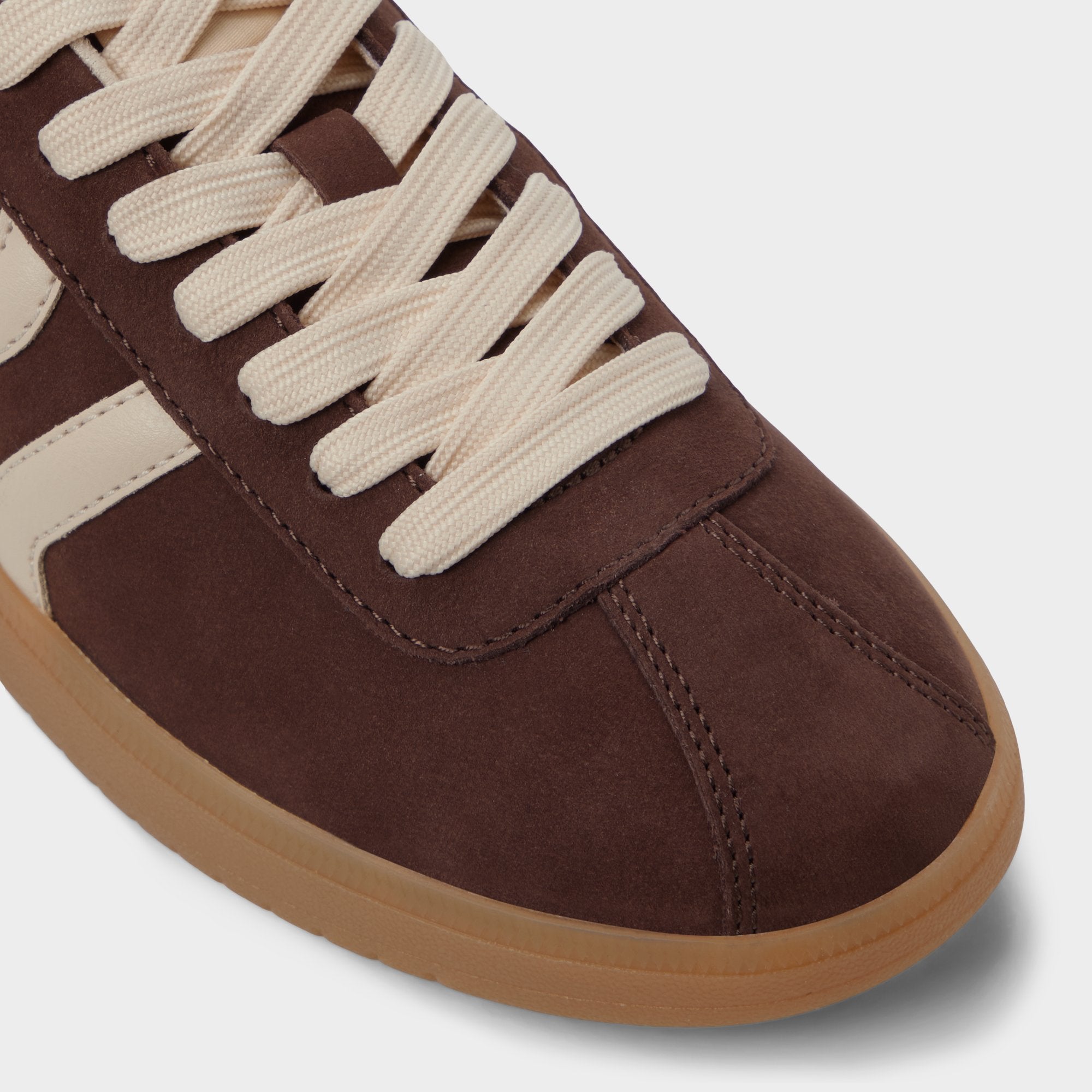 Chicsneaker in Dark Brown - Sneaker Cup sole
