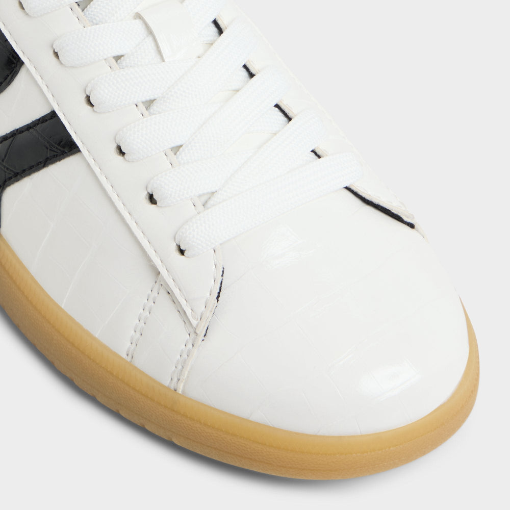 Chicsneaker2 White/Black Women's Low top sneakers - Sneaker Cup sole