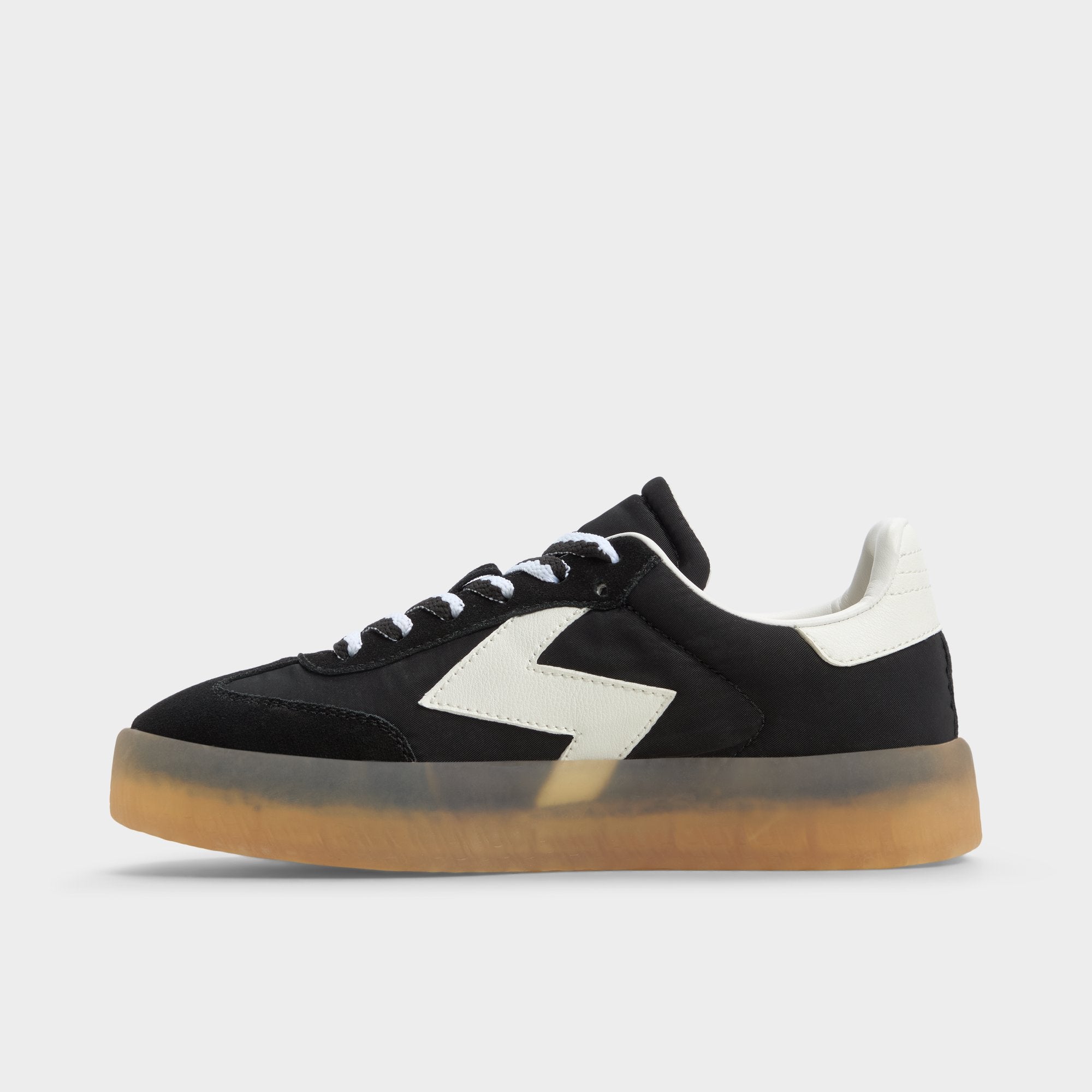 Retrostep Black Women's Low top sneakers - Low top sneaker