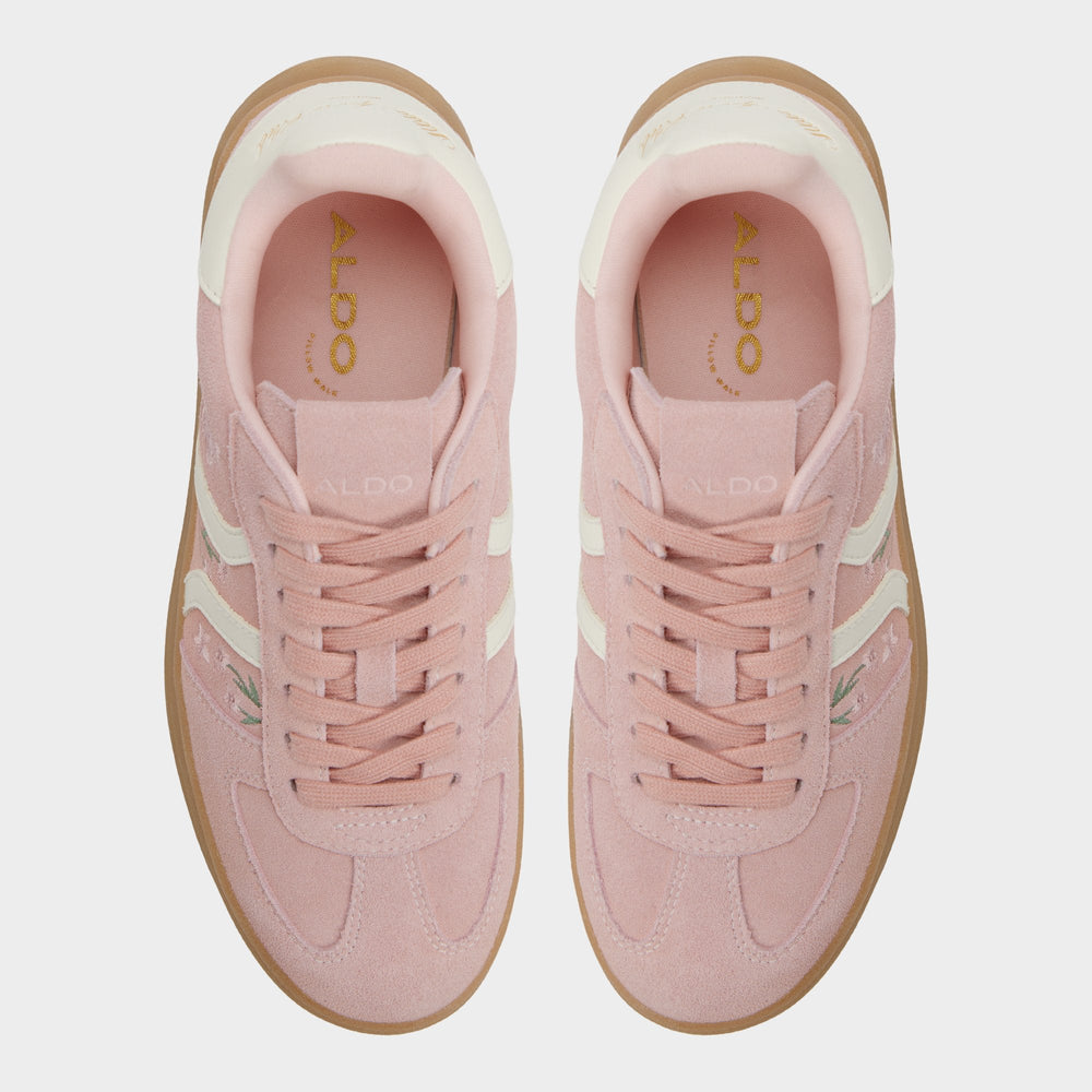 Elabrintar in Light Pink - Sneaker Platform