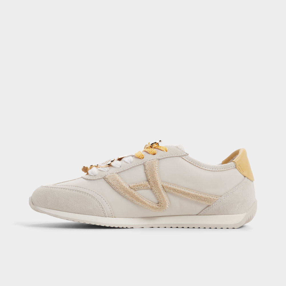 Pineapplepizza in White - Women's sneaker