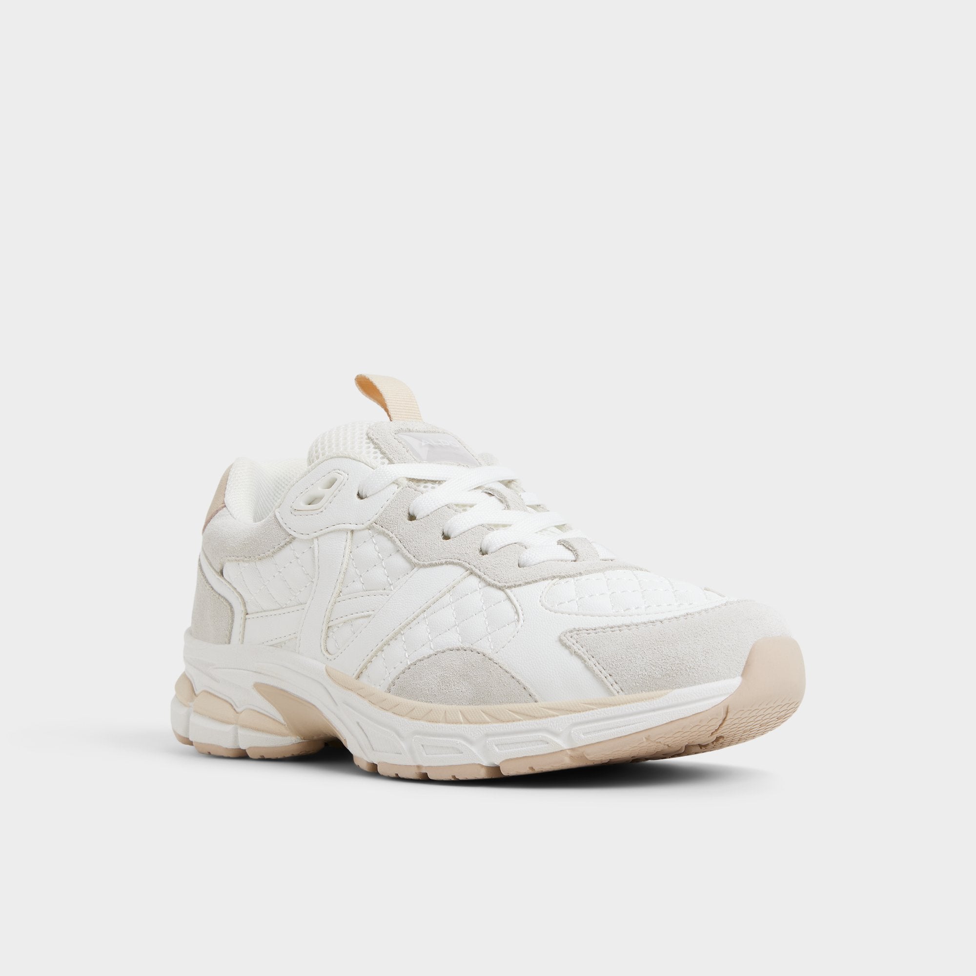 Pillowsnkr in L White - Jogger sneaker