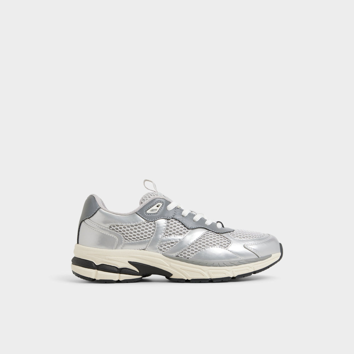 Pillowsnkr in L Silver - Jogger sneaker