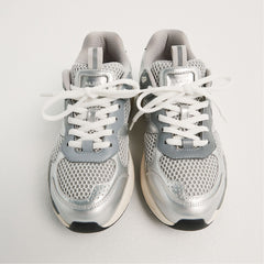 Pillowsnkr in L Silver - Jogger sneaker