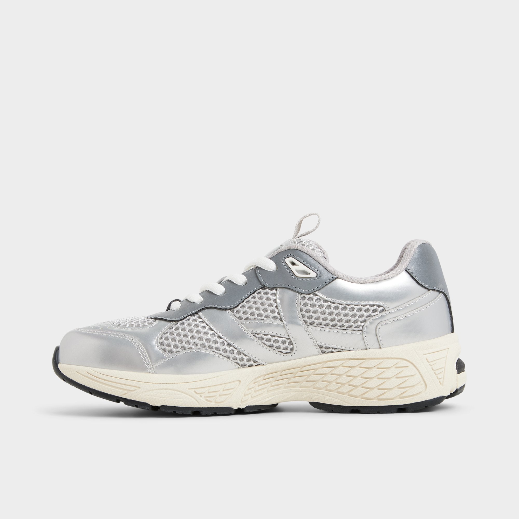 Pillowsnkr in L Silver - Jogger sneaker