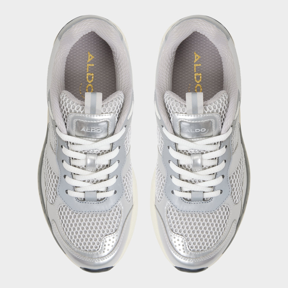 Pillowsnkr in L Silver - Jogger sneaker