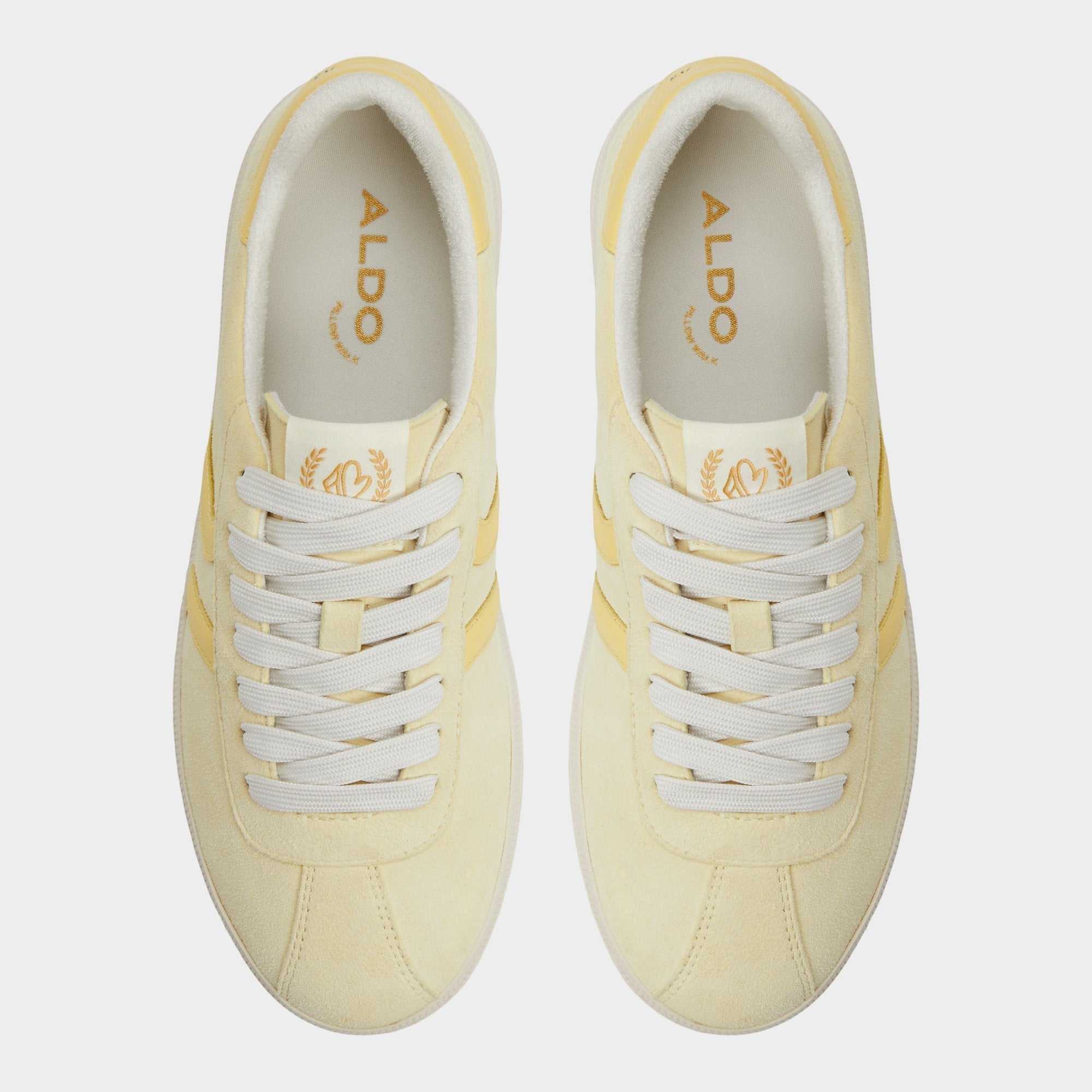 Cup sole Chicsneaker Light Yellow Women's Low top sneakers - Low top sneaker