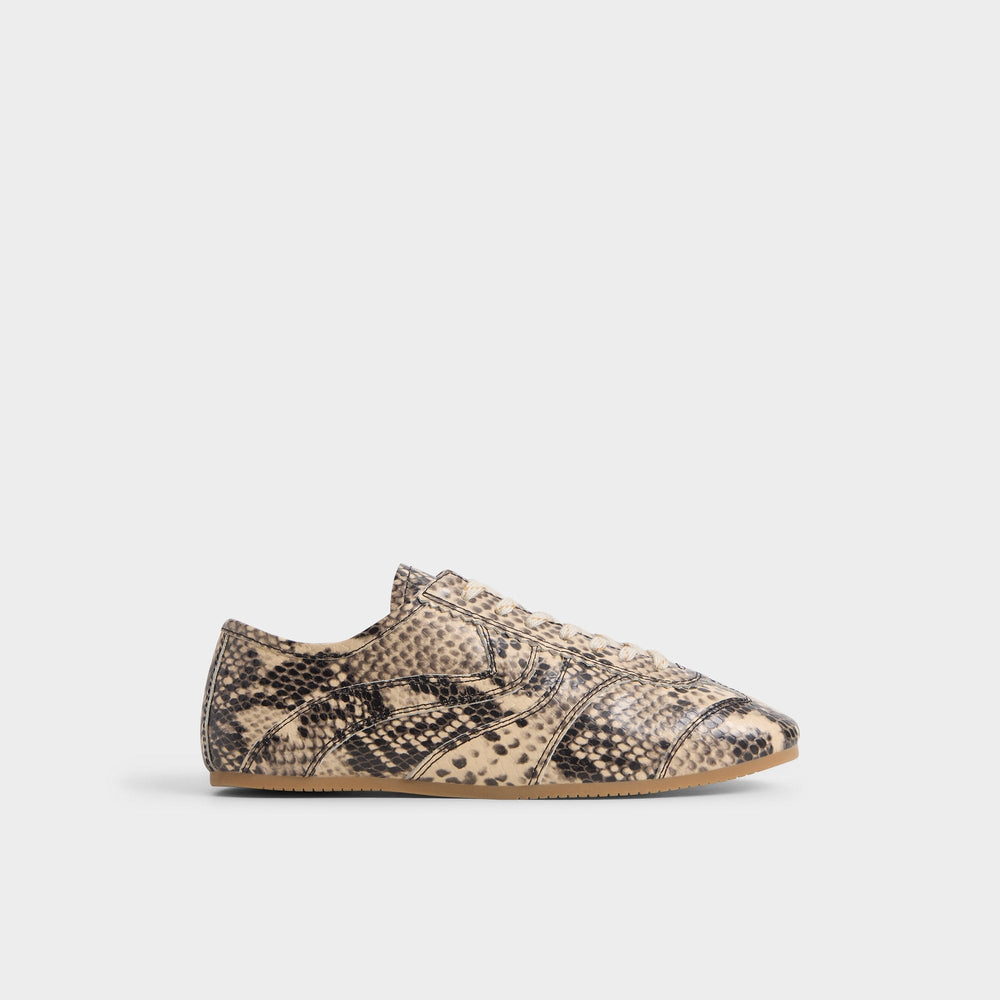Adrelya in Tan Multi - Jogger sneaker Jogger sole