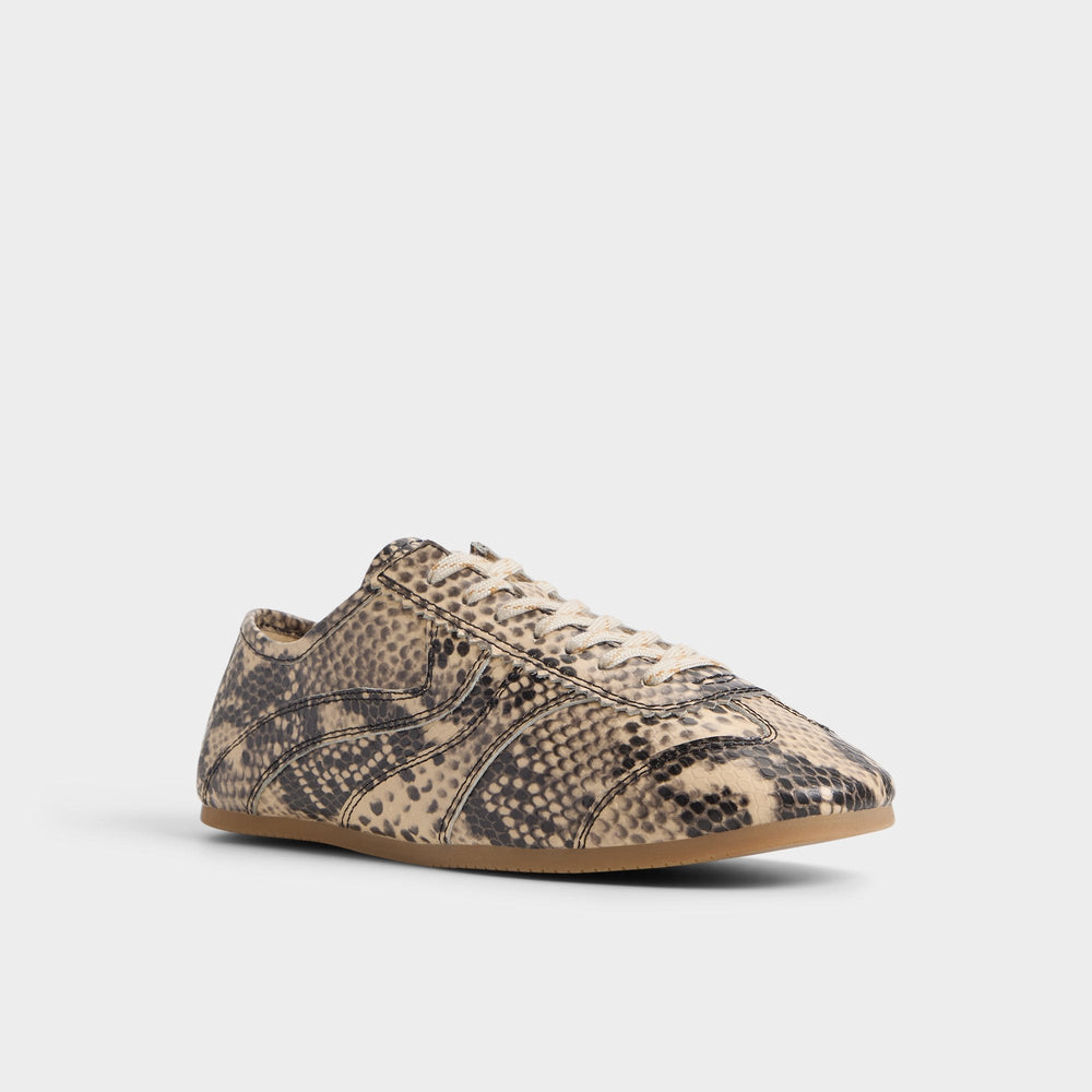 Adrelya in Tan Multi - Jogger sneaker Jogger sole