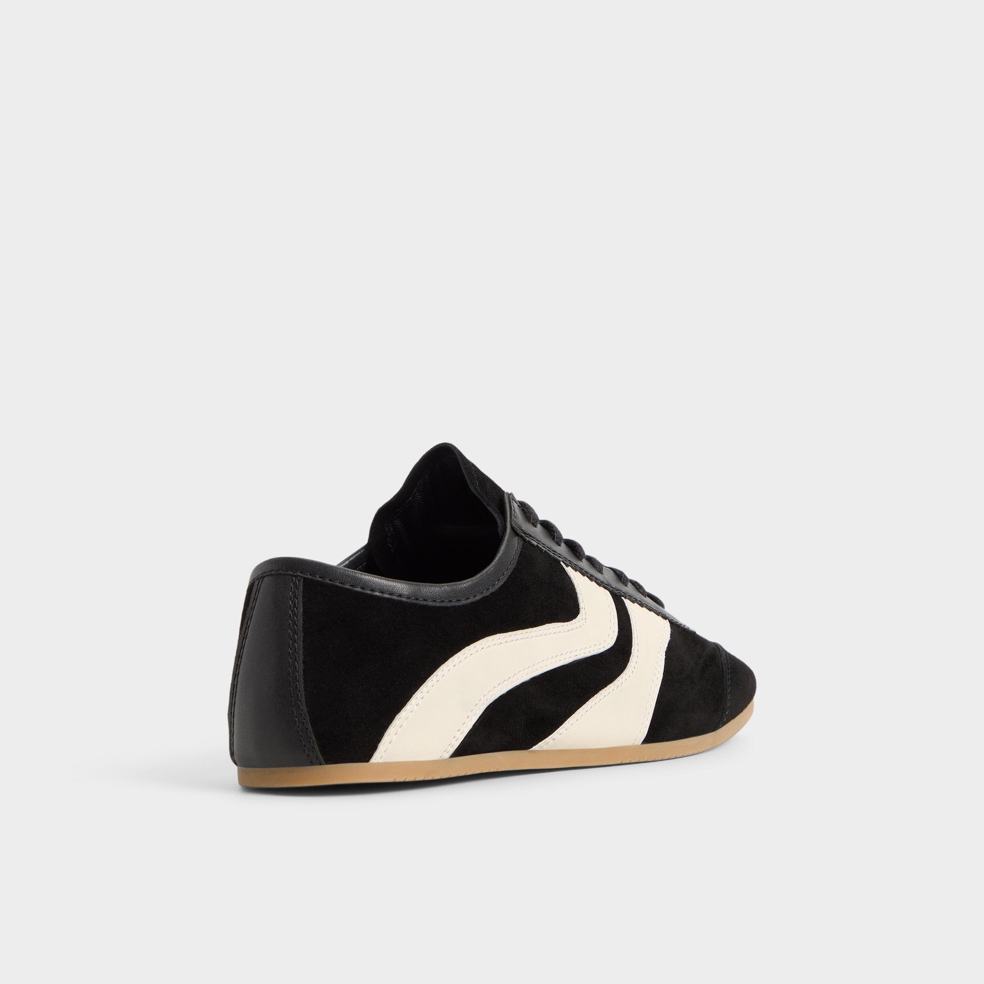 Jogger sole Adrelya in Black - Jogger sneaker