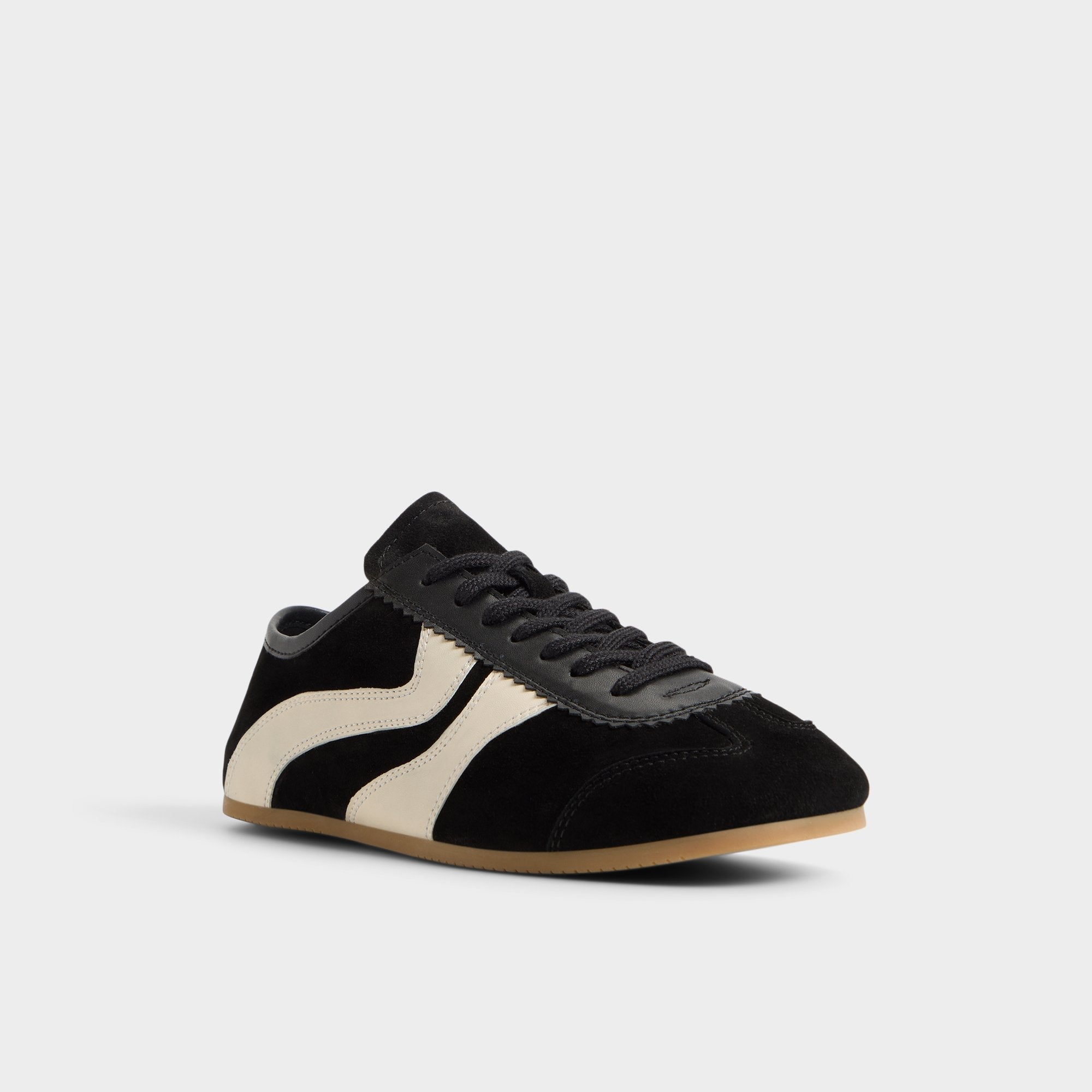 Jogger sole Adrelya in Black - Jogger sneaker