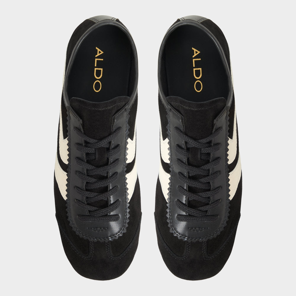Jogger sole Adrelya in Black - Jogger sneaker