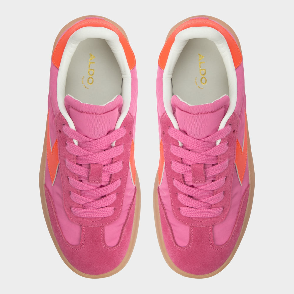 Retrostep Bright Pink Women's Low top sneakers - Low top sneaker Jogger sole