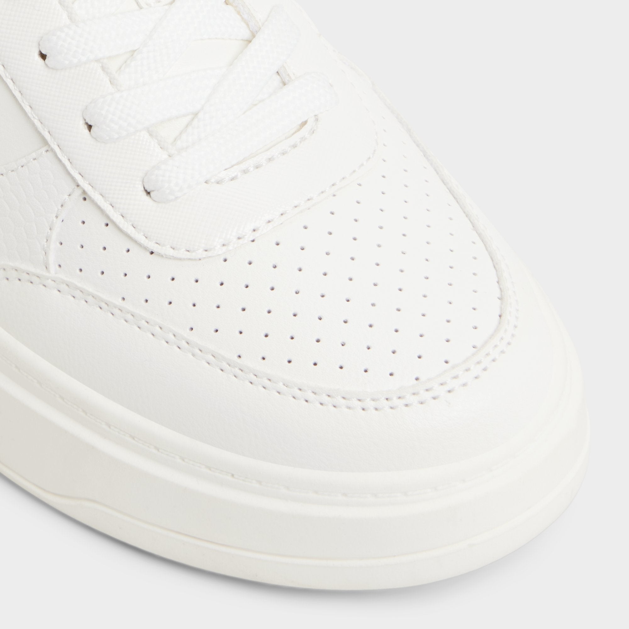 Jaylla White Women's Low top sneakers -