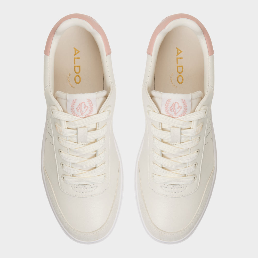 Clubsport Cream Women's Low top sneakers - Low top sneaker Cup sole