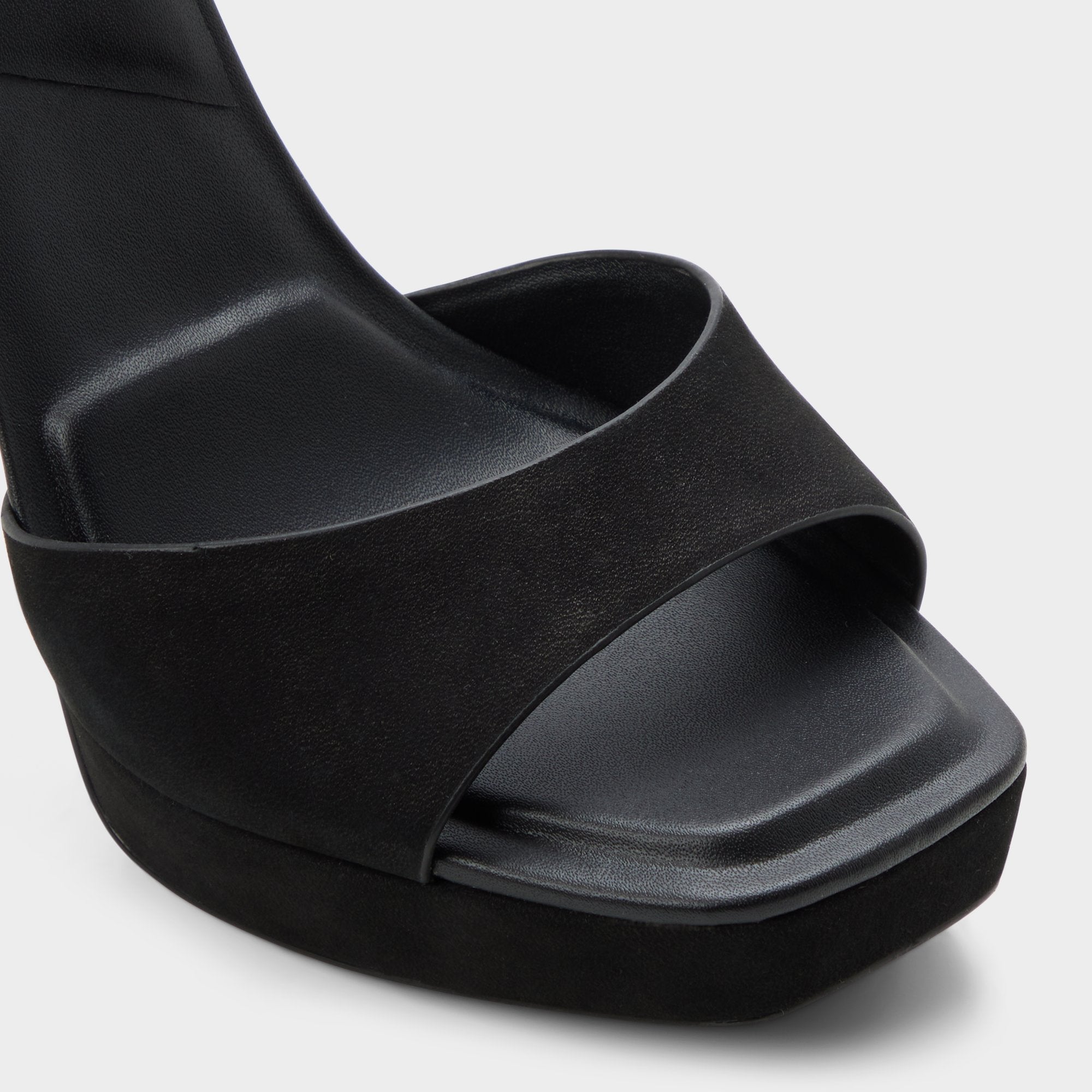 Platform Medusa in Other Black 14266744 - Strappy heeled sandal