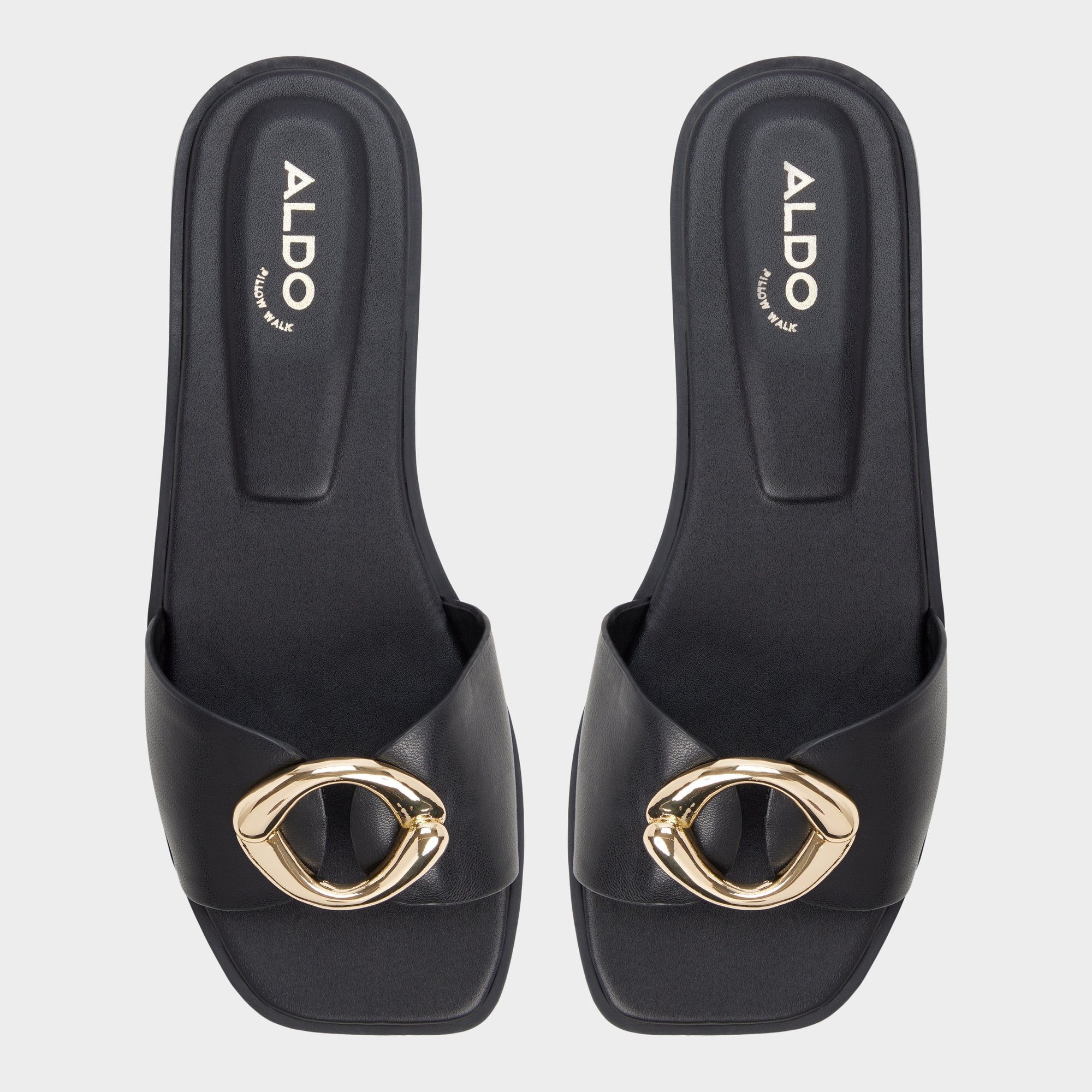 Biggin in Black - Slide sandal