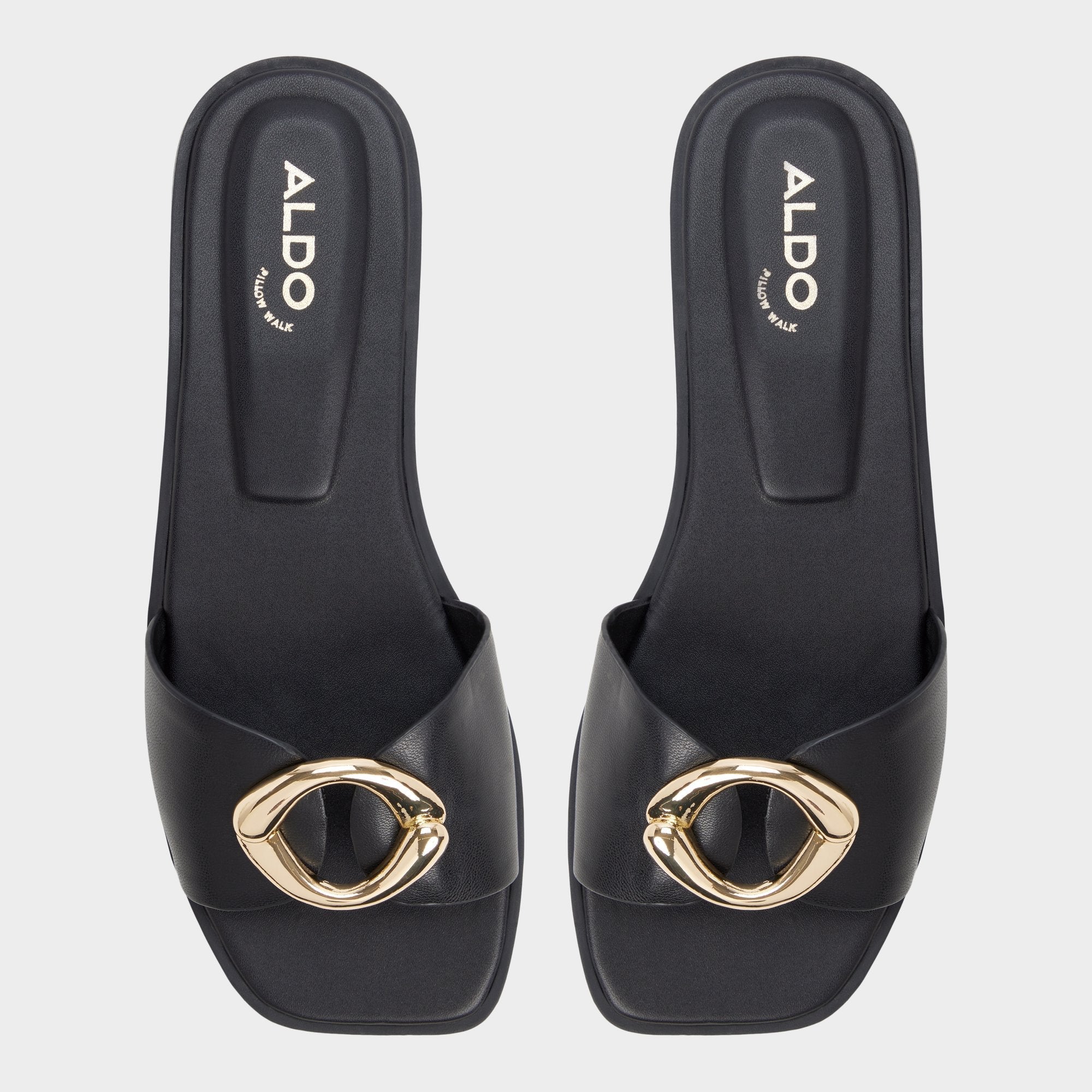 Biggin in Black - Slide sandal