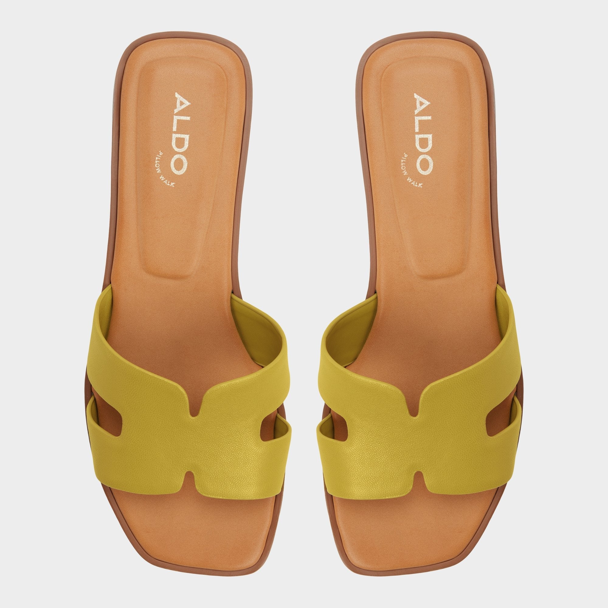 Itsandal in Other Yellow - Slide sandal