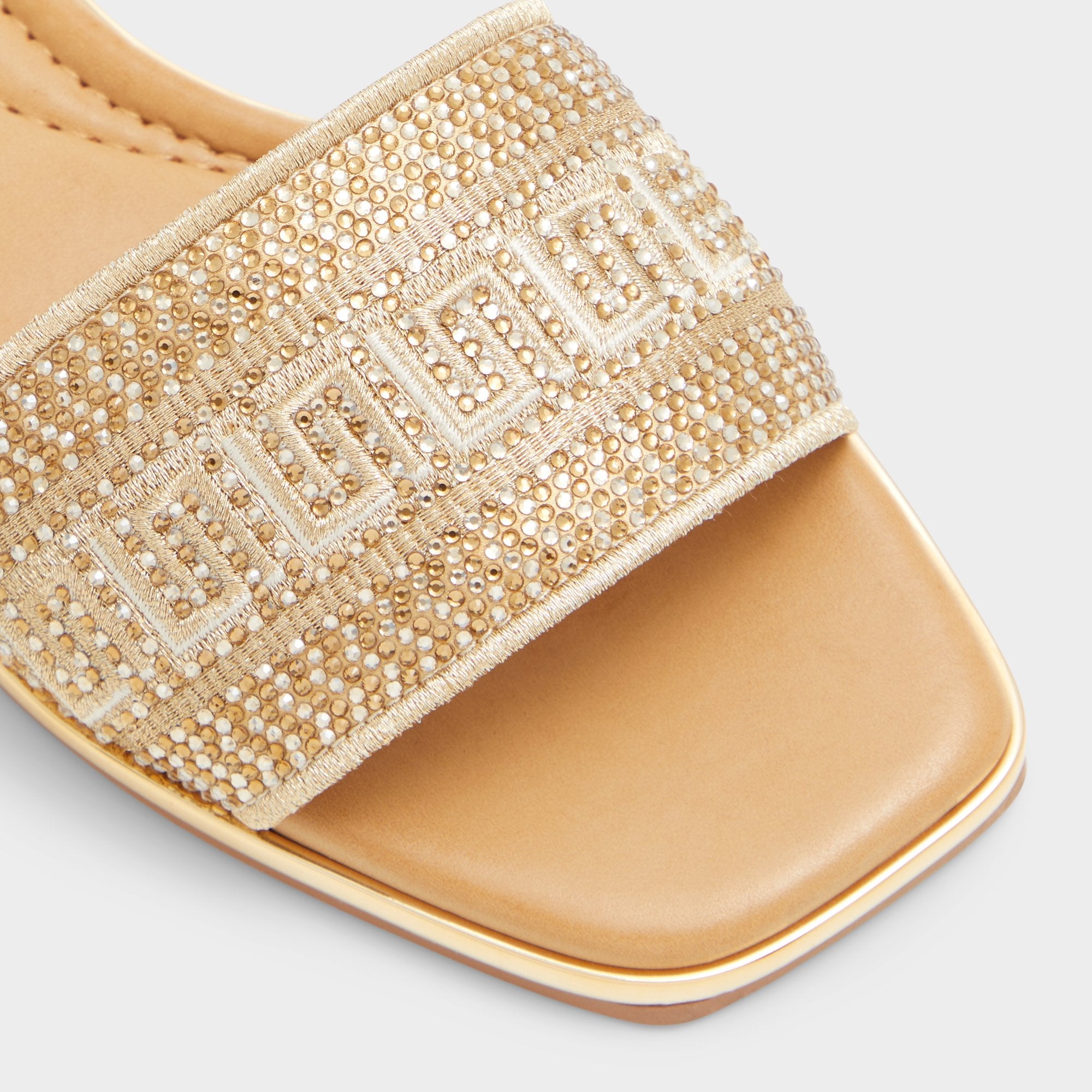 Oceania in Xt Gold - Slide sandal