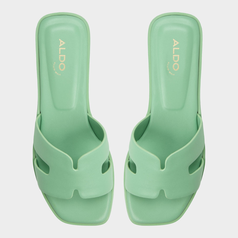 Itsandal Medium Green Women's Flats - Slide sandal