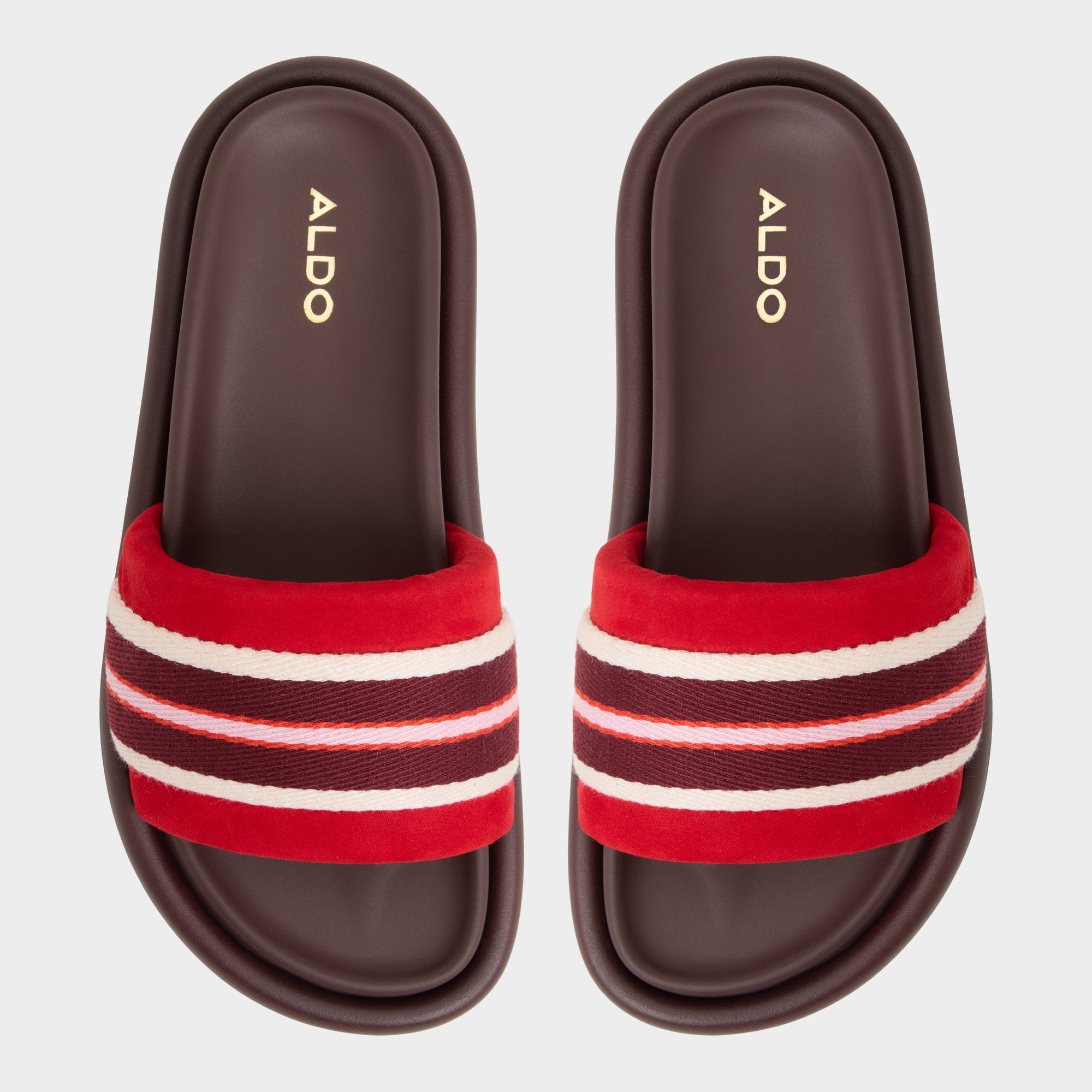 Nydelagan in Open Red - Footbed sandal