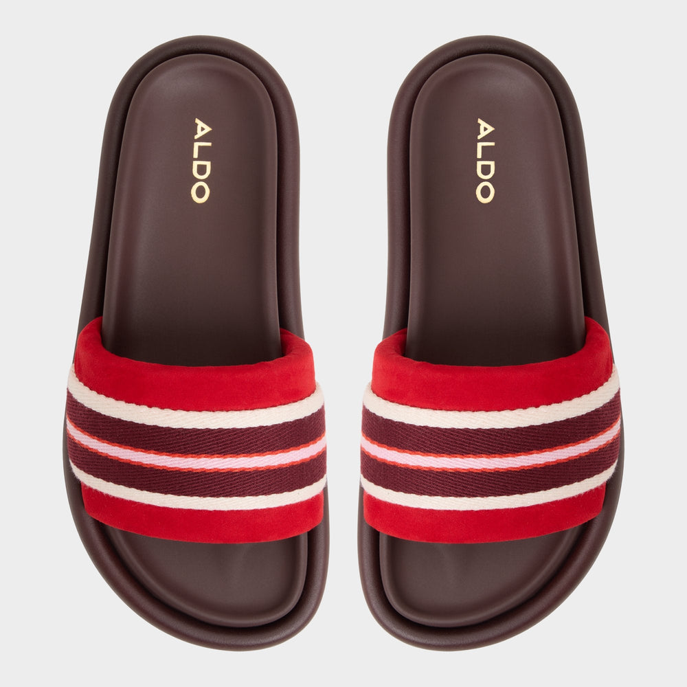 Nydelagan in Open Red - Footbed sandal