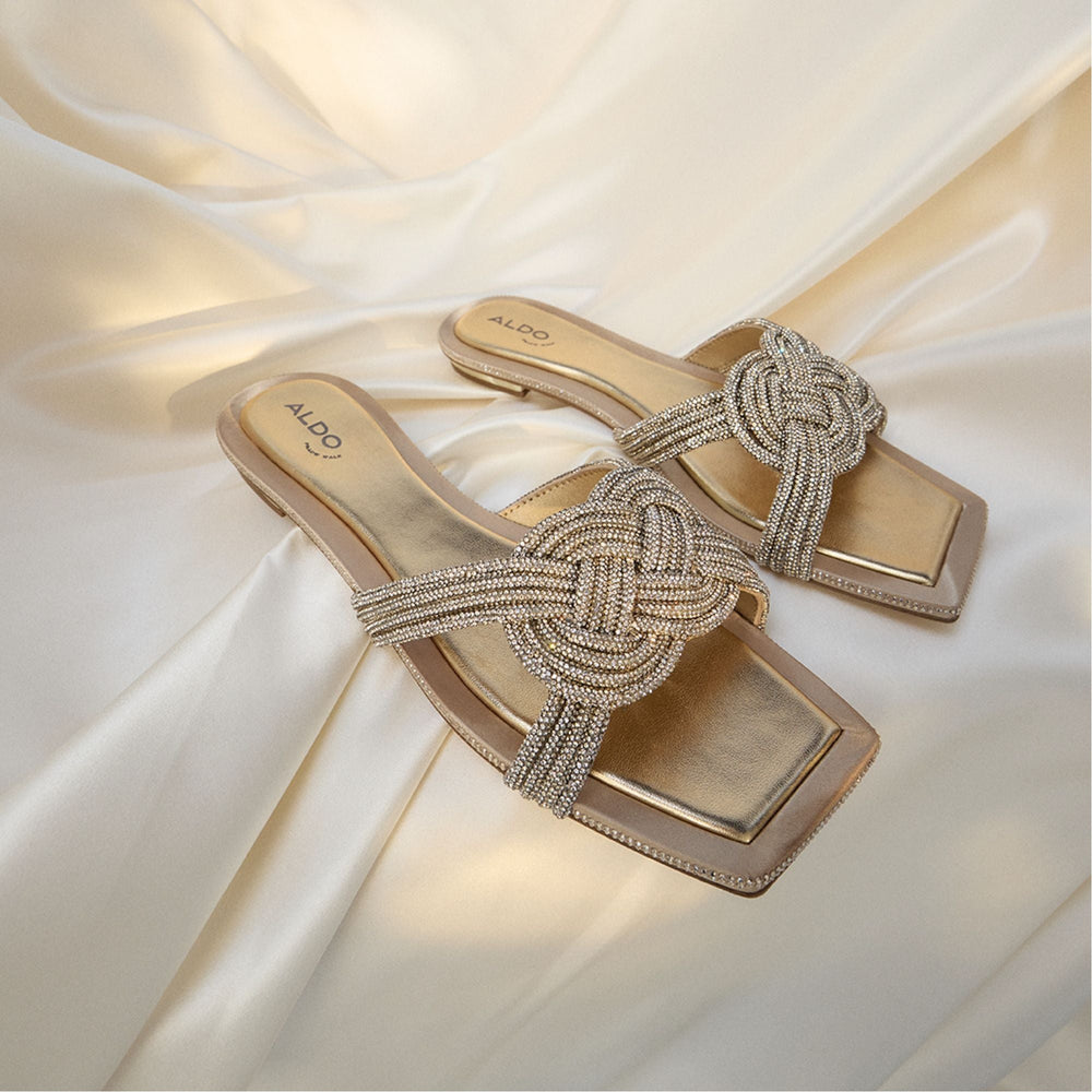 Karlina in Gold - Slide sandal