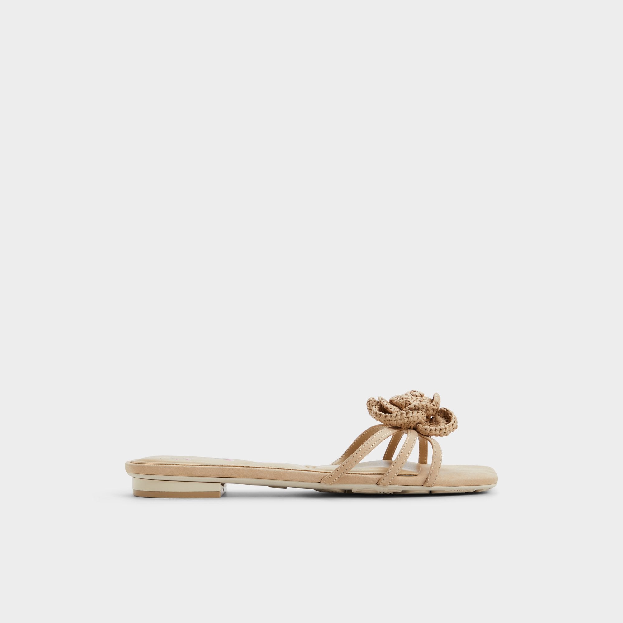 Wildbloom Sand Women's Travel essentials - Strappy flat sandal