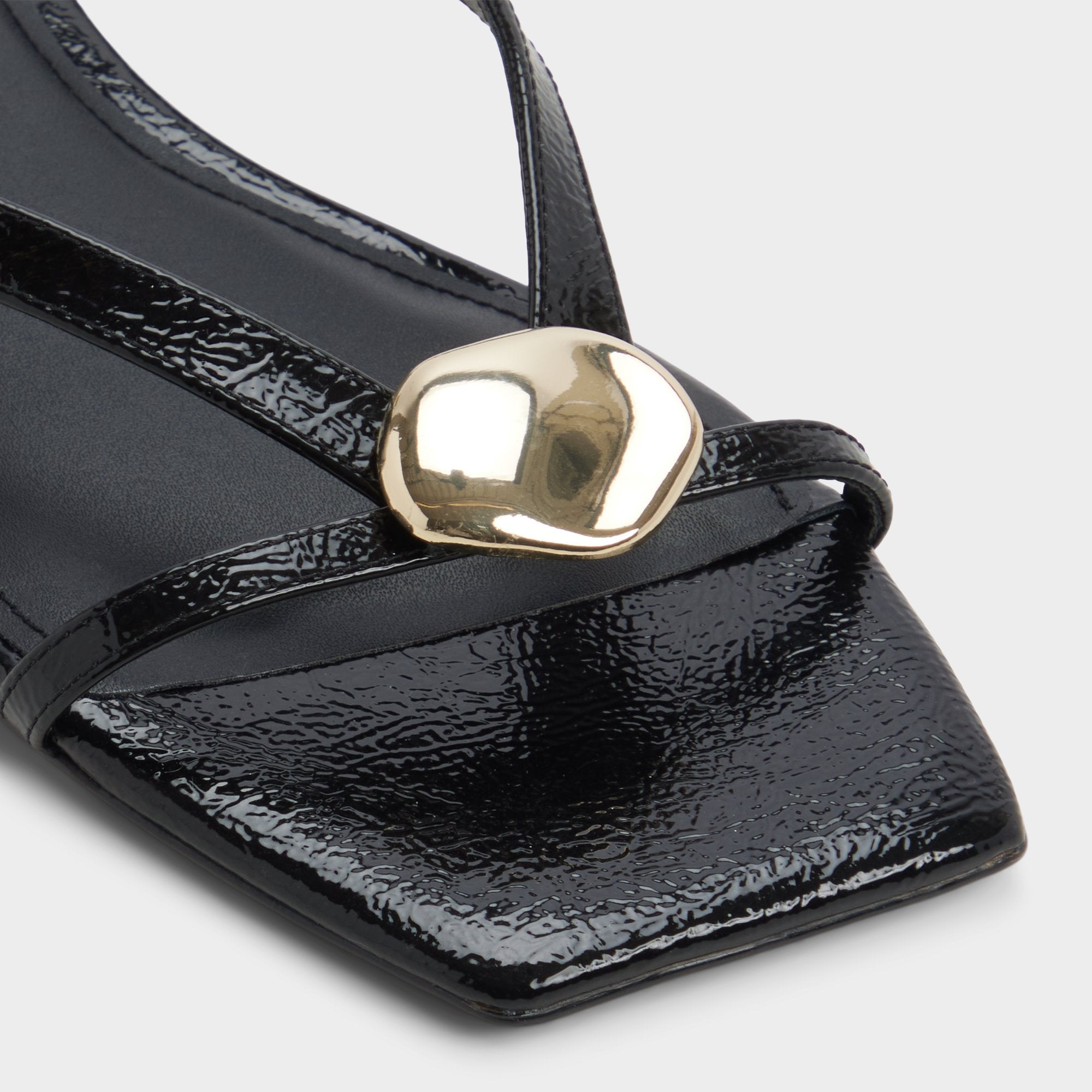 Iliria Black Women's Flats - Slide sandal