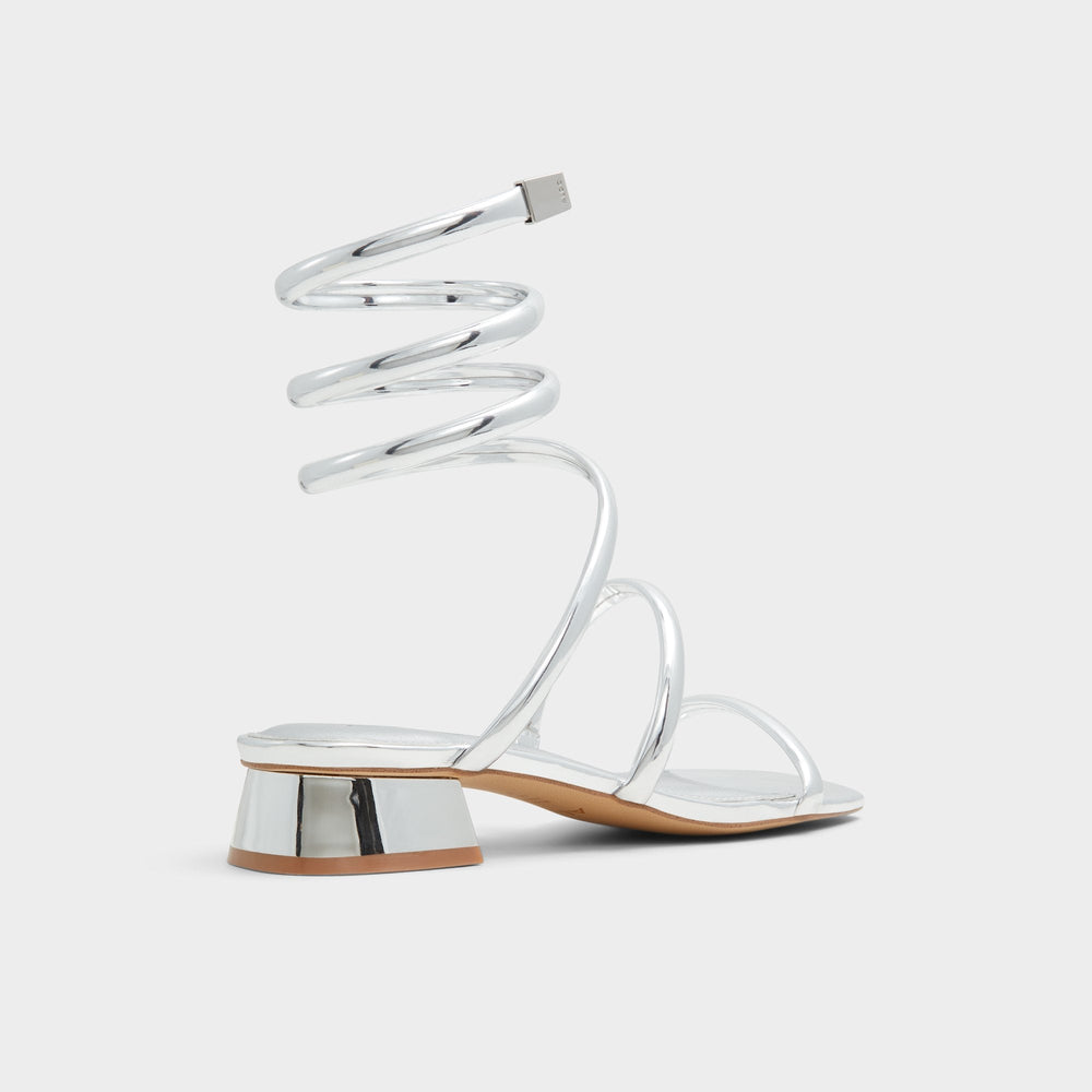 Spinna in Silver - Strappy sandal Block heel