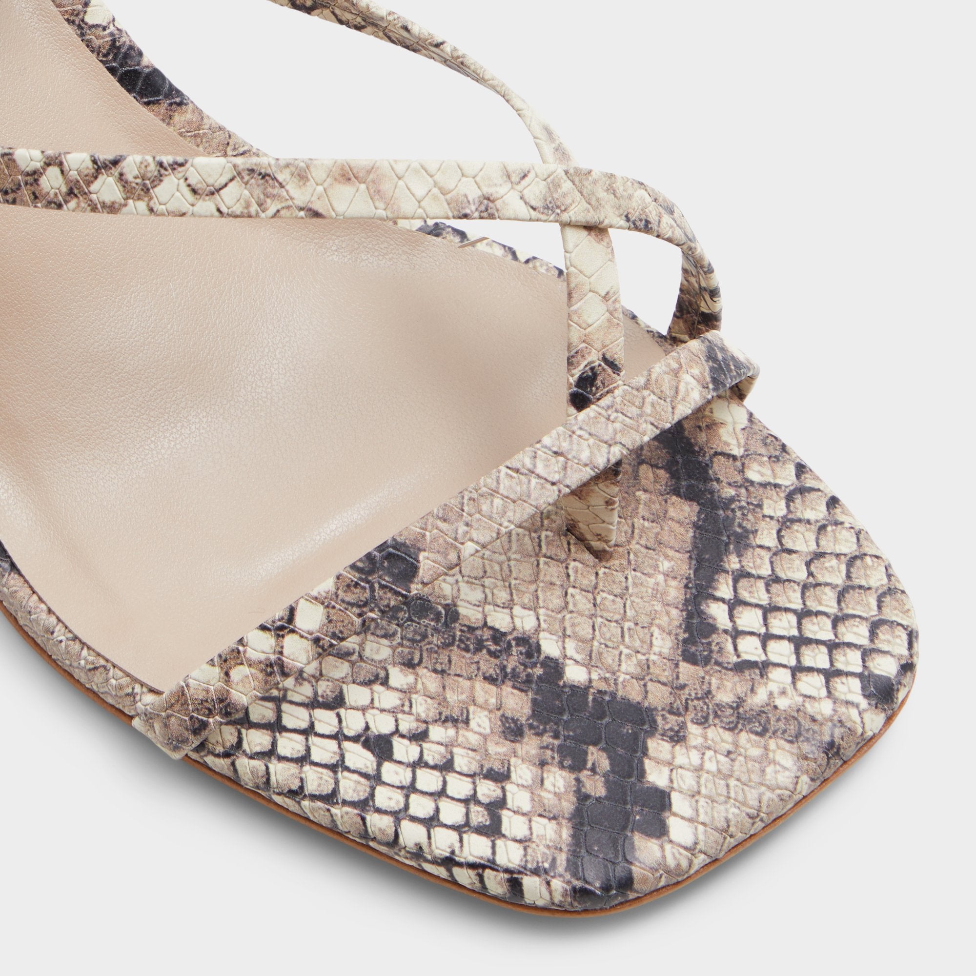 Block heel Adrauder in Brown Overflow 13801090 - Strappy block heeled sandal