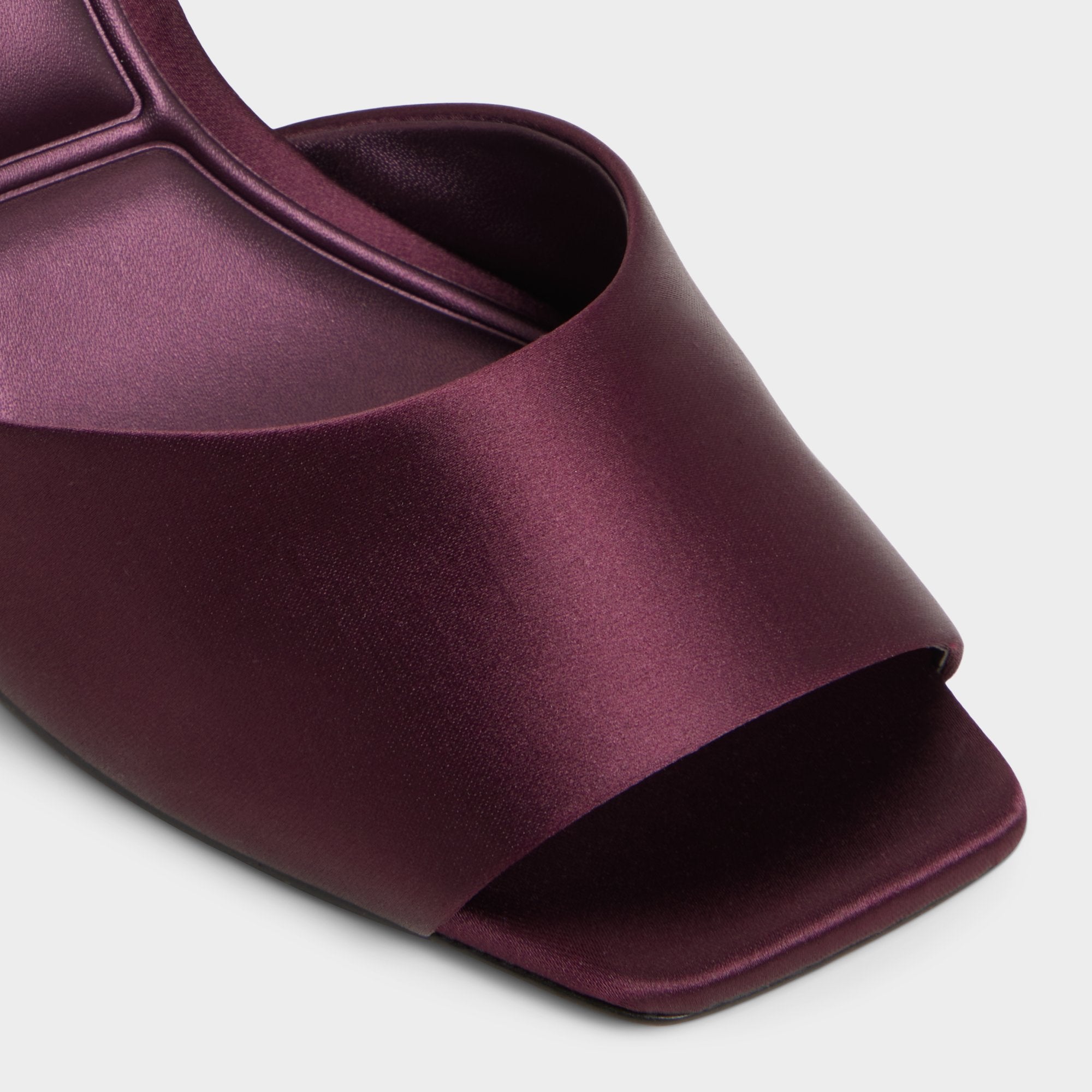 Stiletto heel Kaiasien in Bordo 14151896 - Strappy heeled sandal