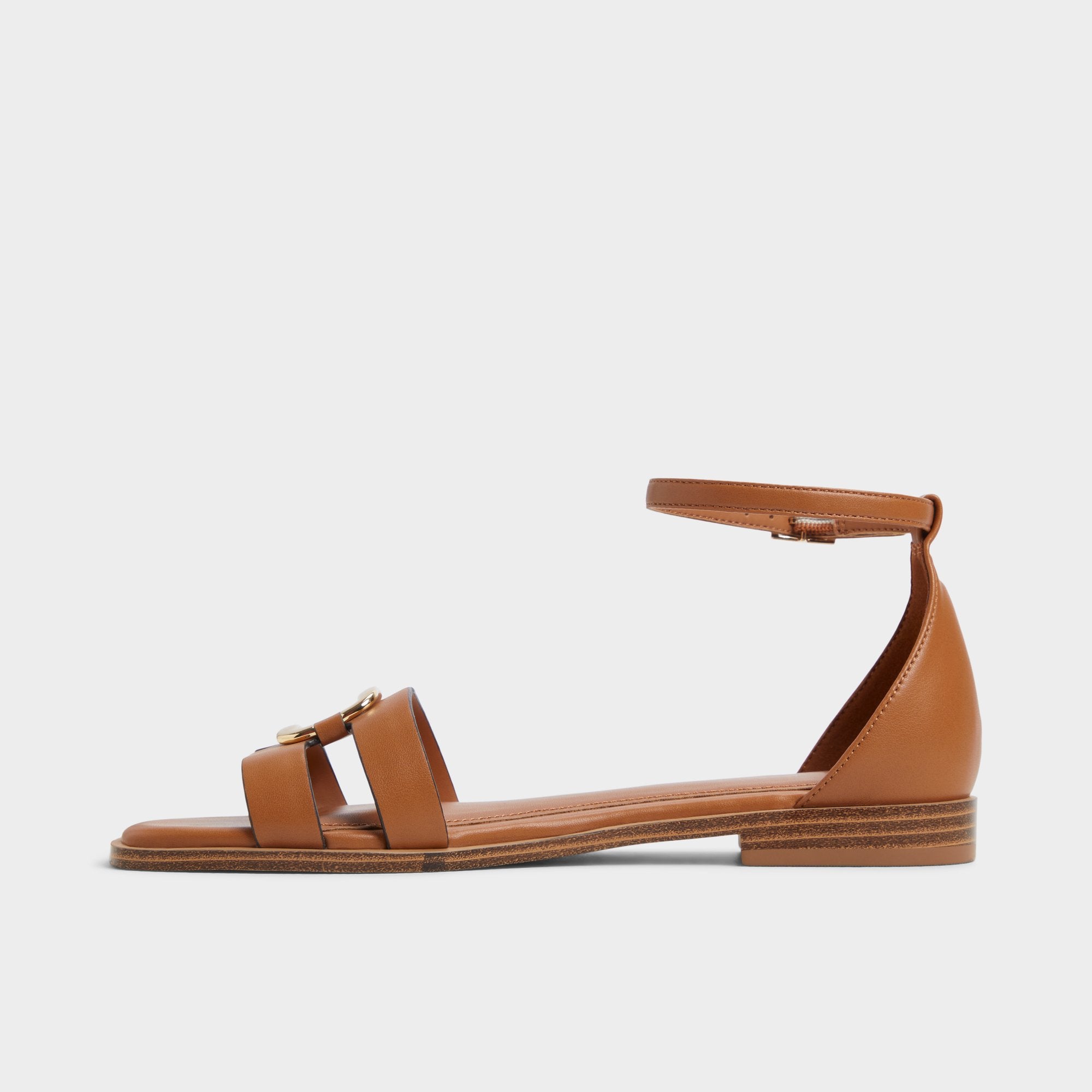 Vok in Medium Brown -