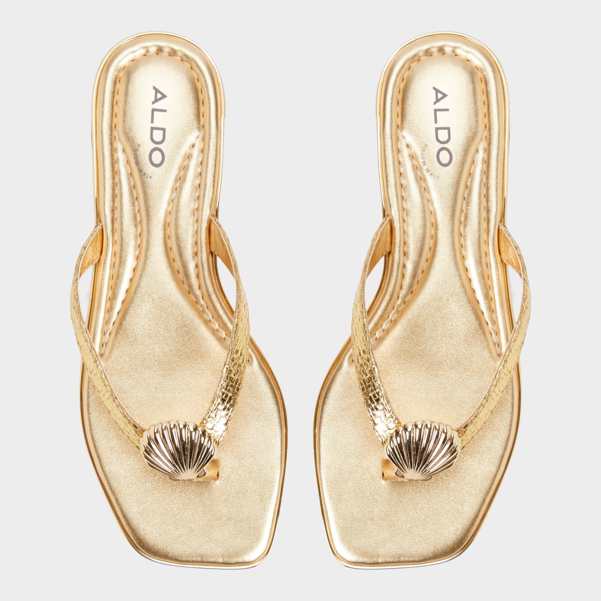 Conchiglia Gold Women's Flats - Flip flop