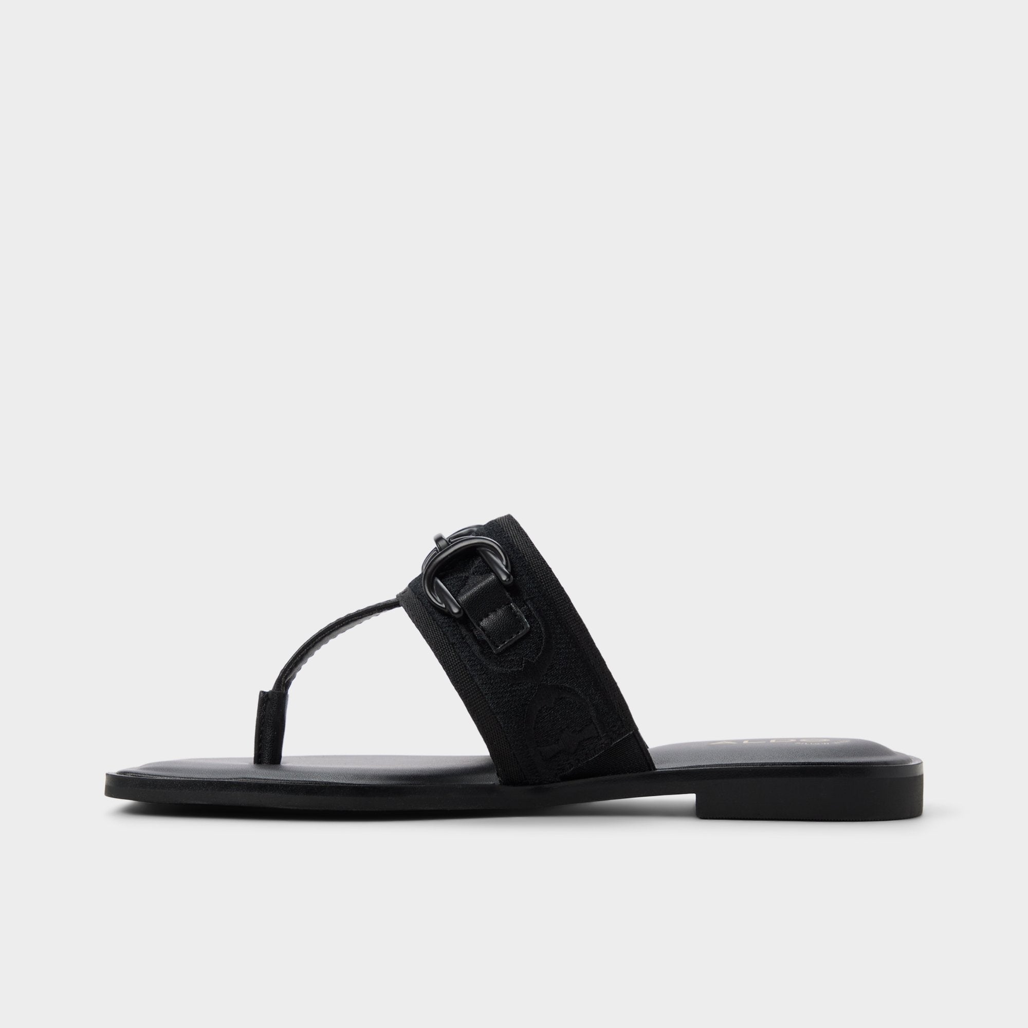 Coralynna in Black - T-strap sandal